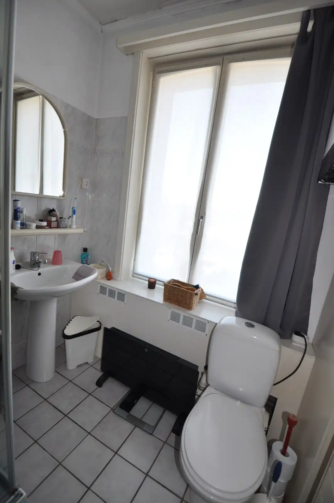 Vernieuwde herenwoning in het centrum van Zandvoorde foto 17