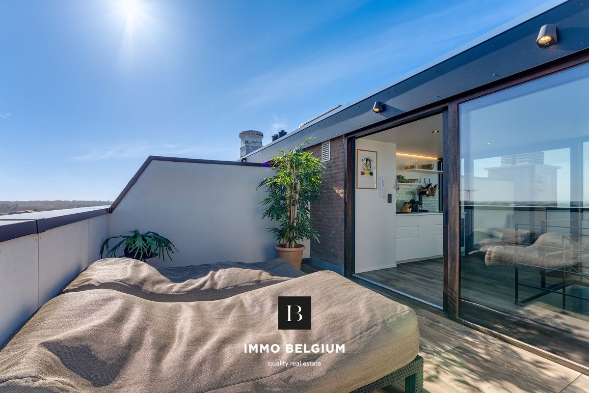 Ruim (172m²) dakappartement op de zeedijk met luxe afwerking foto 4