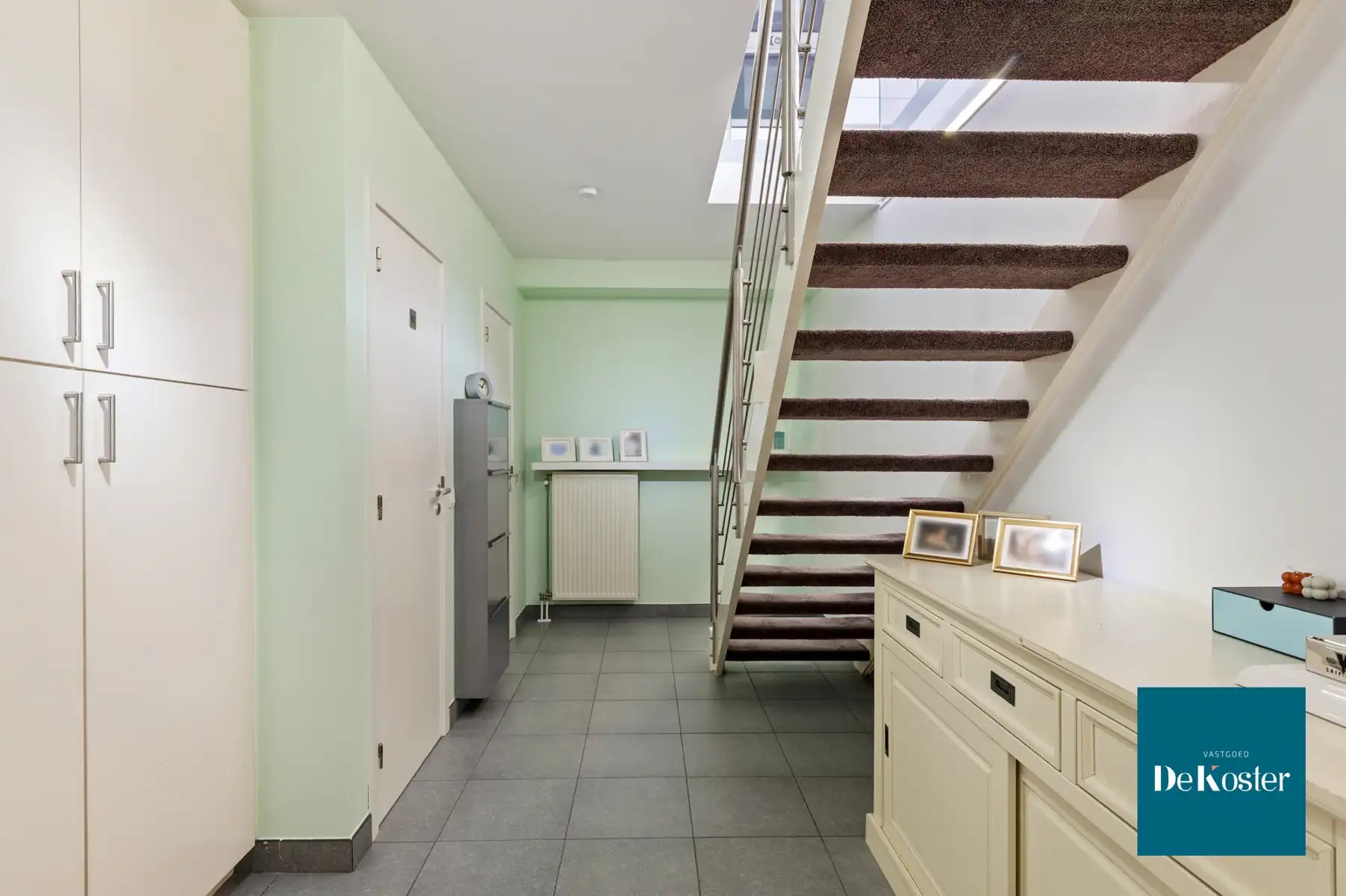 Stijlvol duplexappartement met ruim terras en garage foto 6