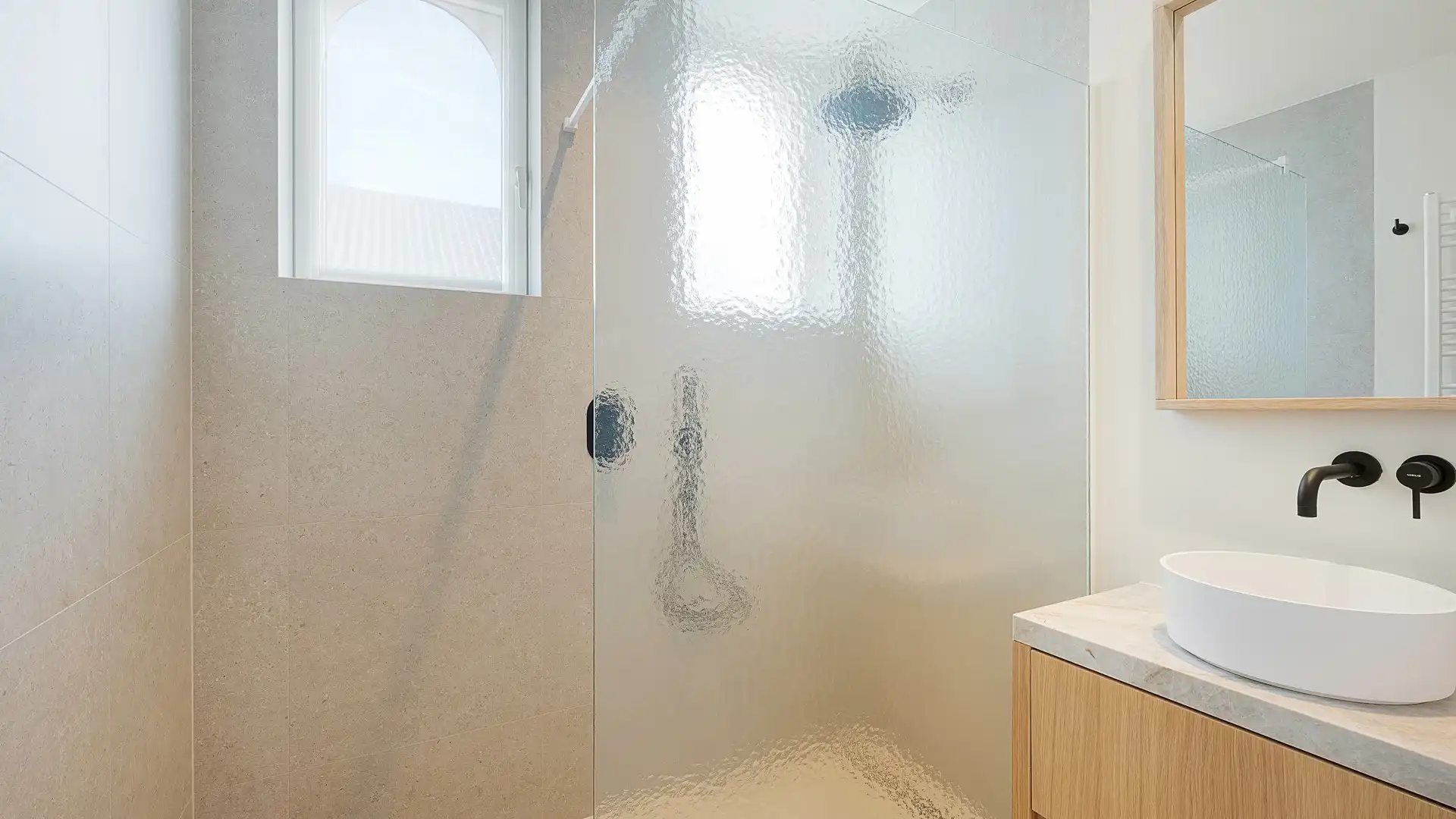 Luxe koppelvilla op toplocatie in Duinbergen – volledig gerenoveerd & instapklaar foto 23