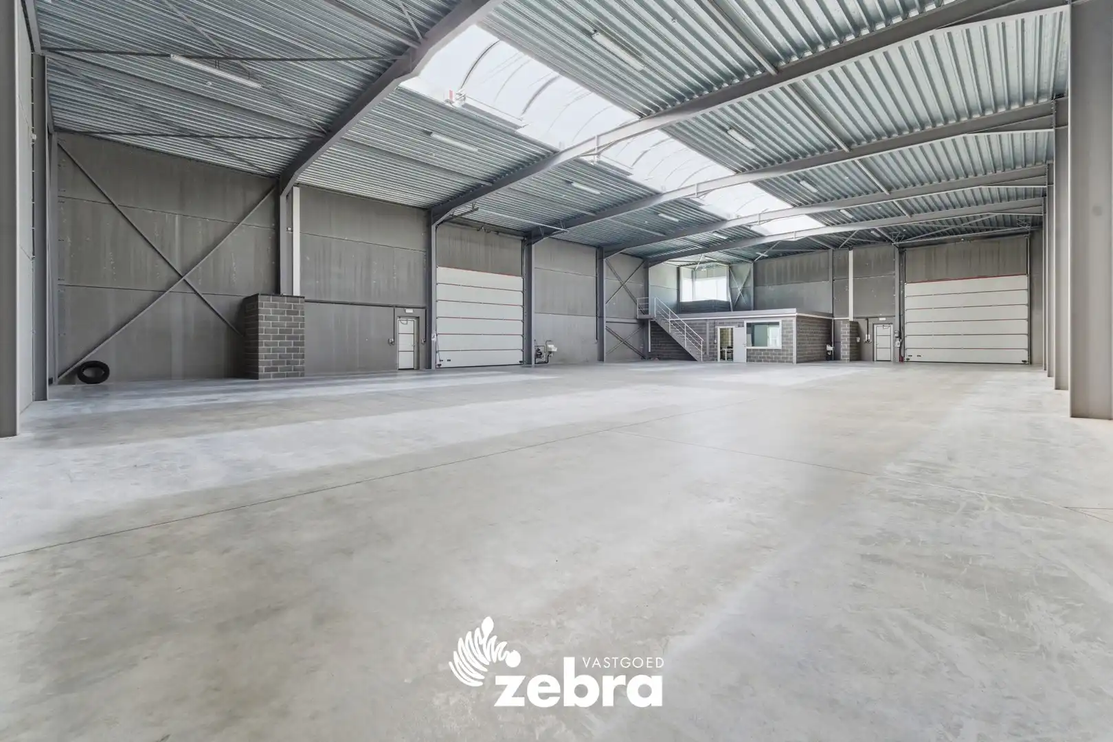 Recent bedrijfsgebouw op gunstige ligging te Roeselare! foto 7