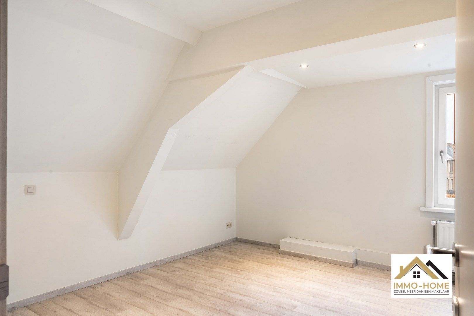 Instapklare open bebouwing op topligging foto 24