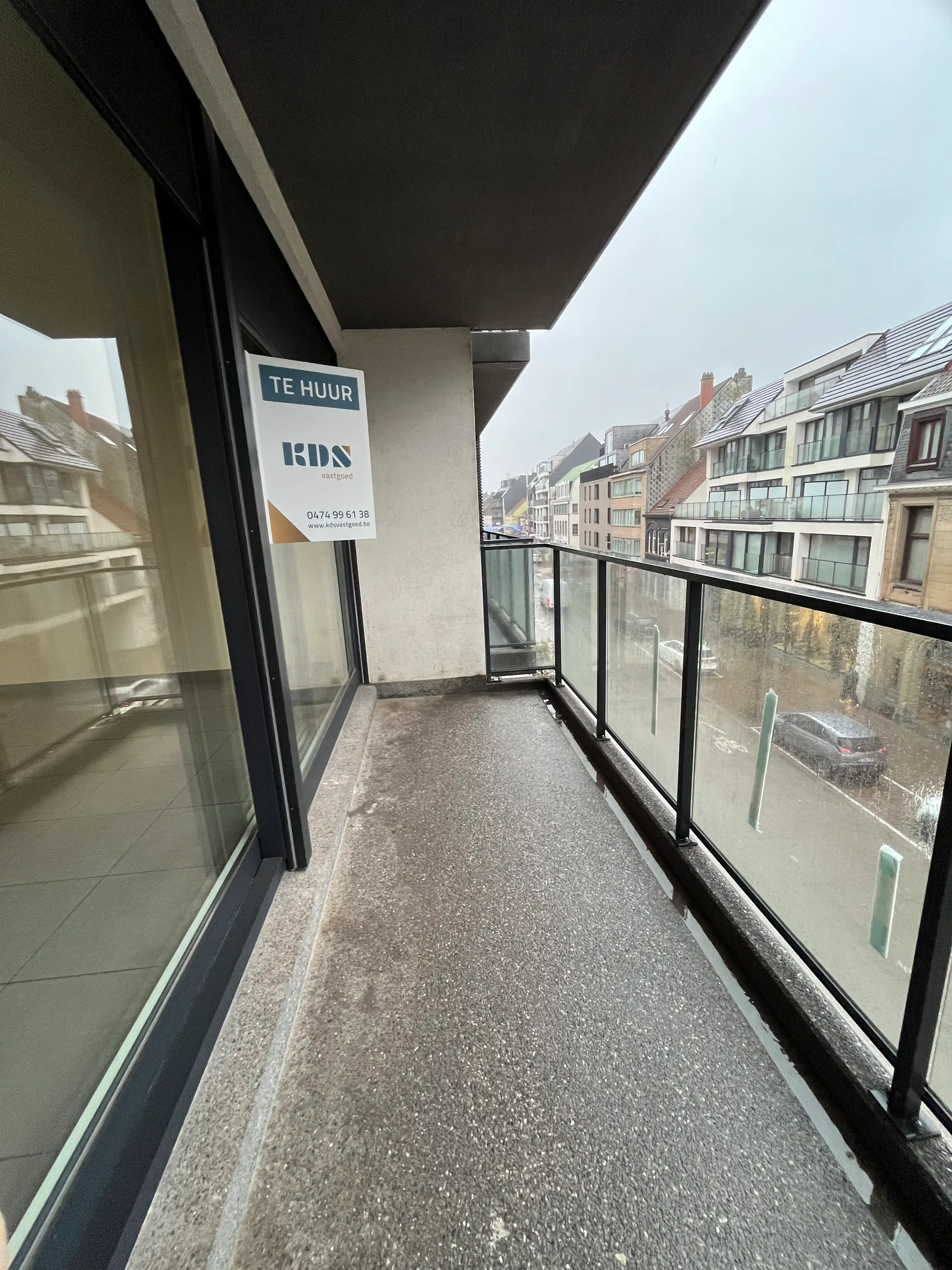 Ruim appartement met aangenaam zonneterras foto 5