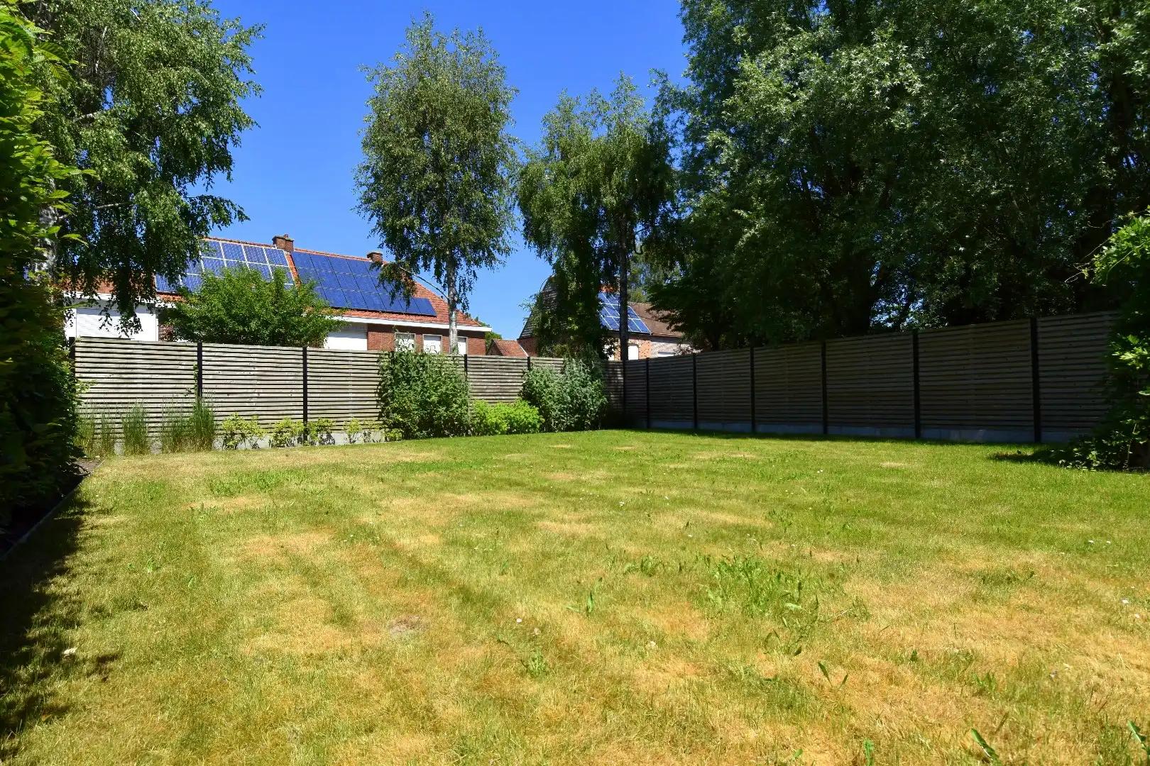 HOB met 4 slaapkamers, tuin en een inpandige garage te koop in Gullegem foto 15