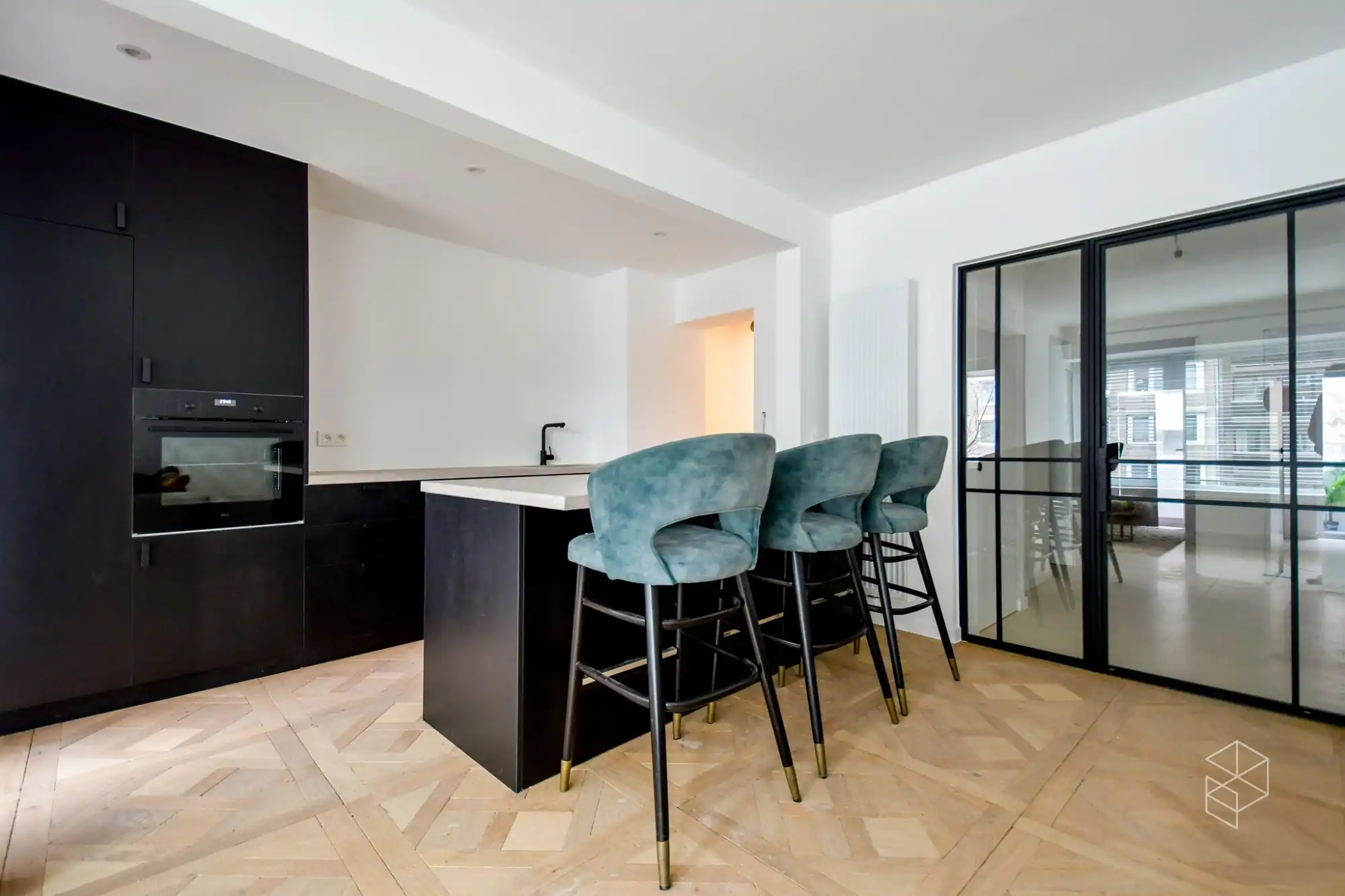 GERENOVEERD APPARTEMENT MET ZICHT OP het LEOPOLD PARK foto 2