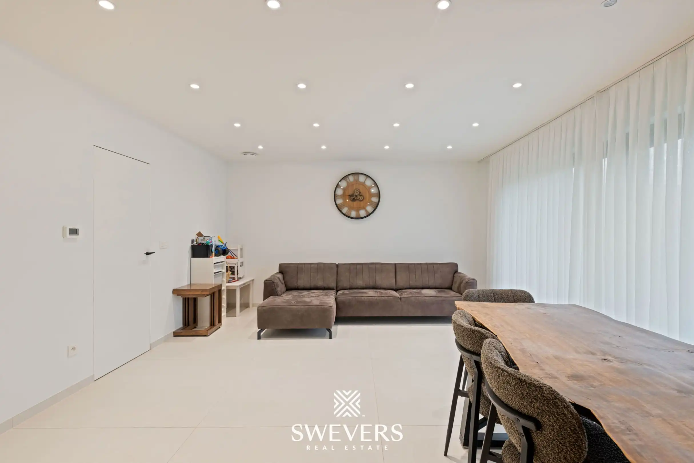 Instapklare, energiezuinige gezinswoning van 224m² te Beringen foto 11