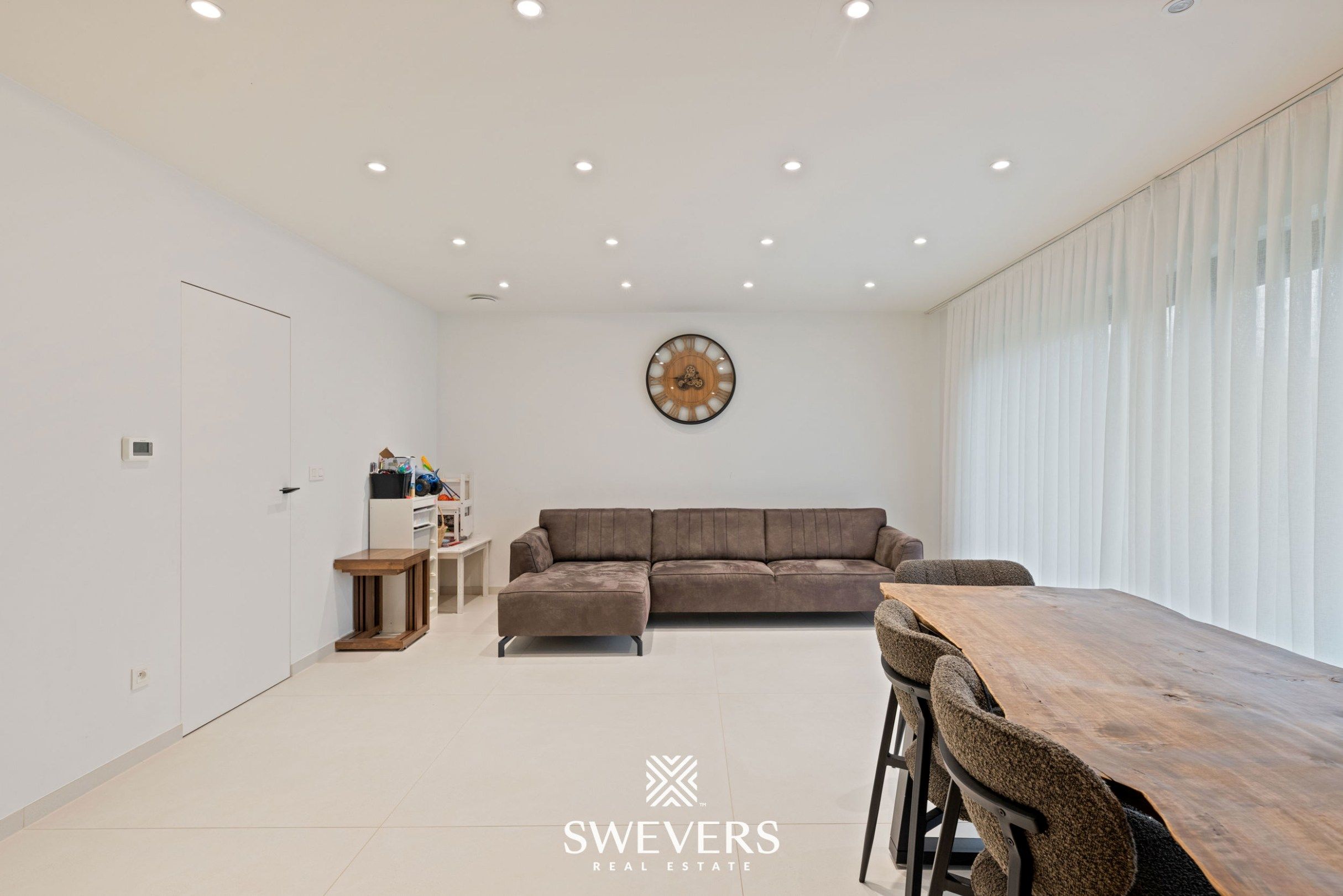 Instapklare, energiezuinige gezinswoning van 224m² te Beringen foto 11