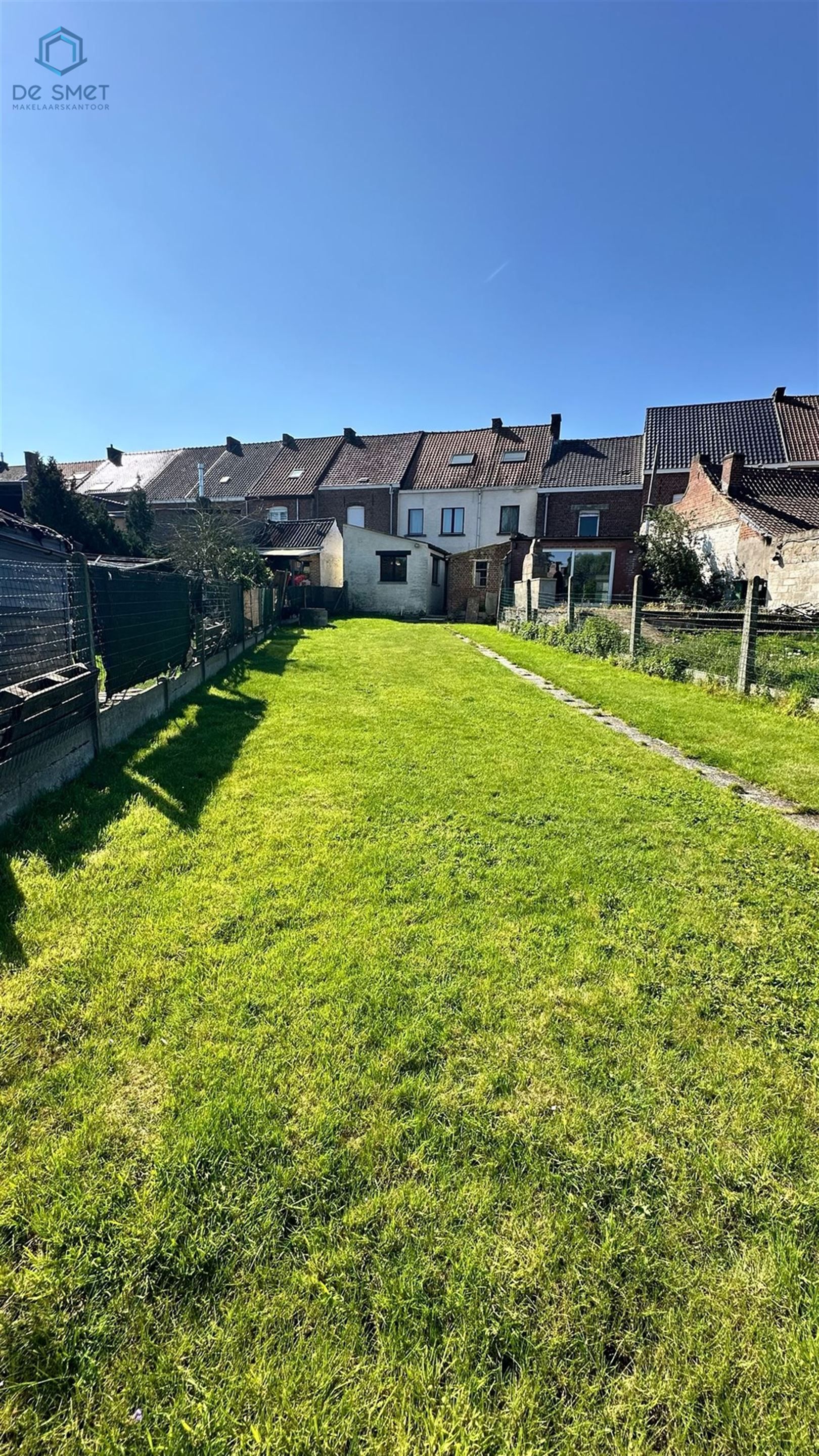 INSTAPKLARE WONING MET 4 SLAAPKAMERS, TUIN EN GARAGE TE GERAARDSBERGEN foto 3