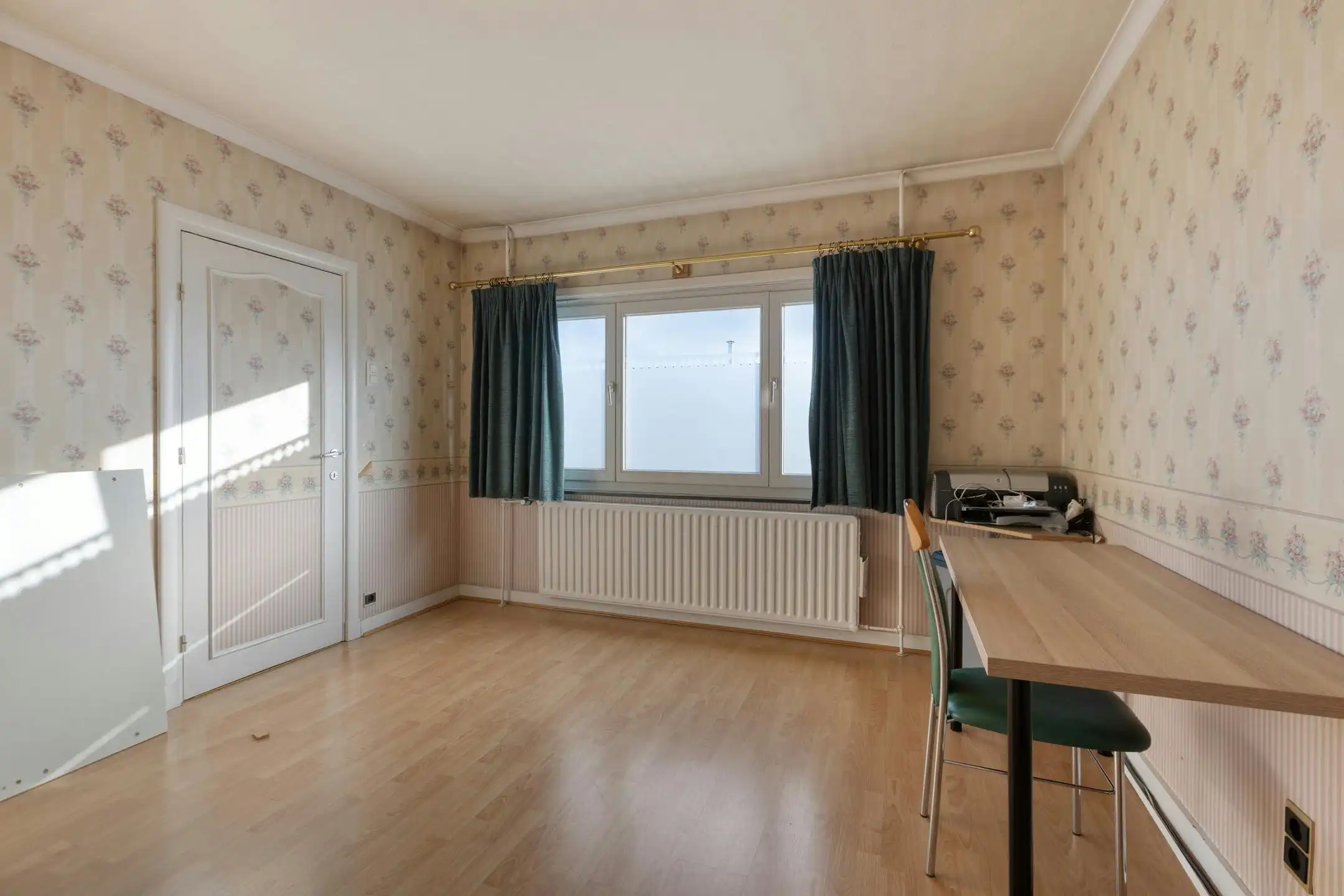 Zeer goed onderhouden handelshuis met handelsruimte en magazijn in centrum Overpelt te koop foto 14