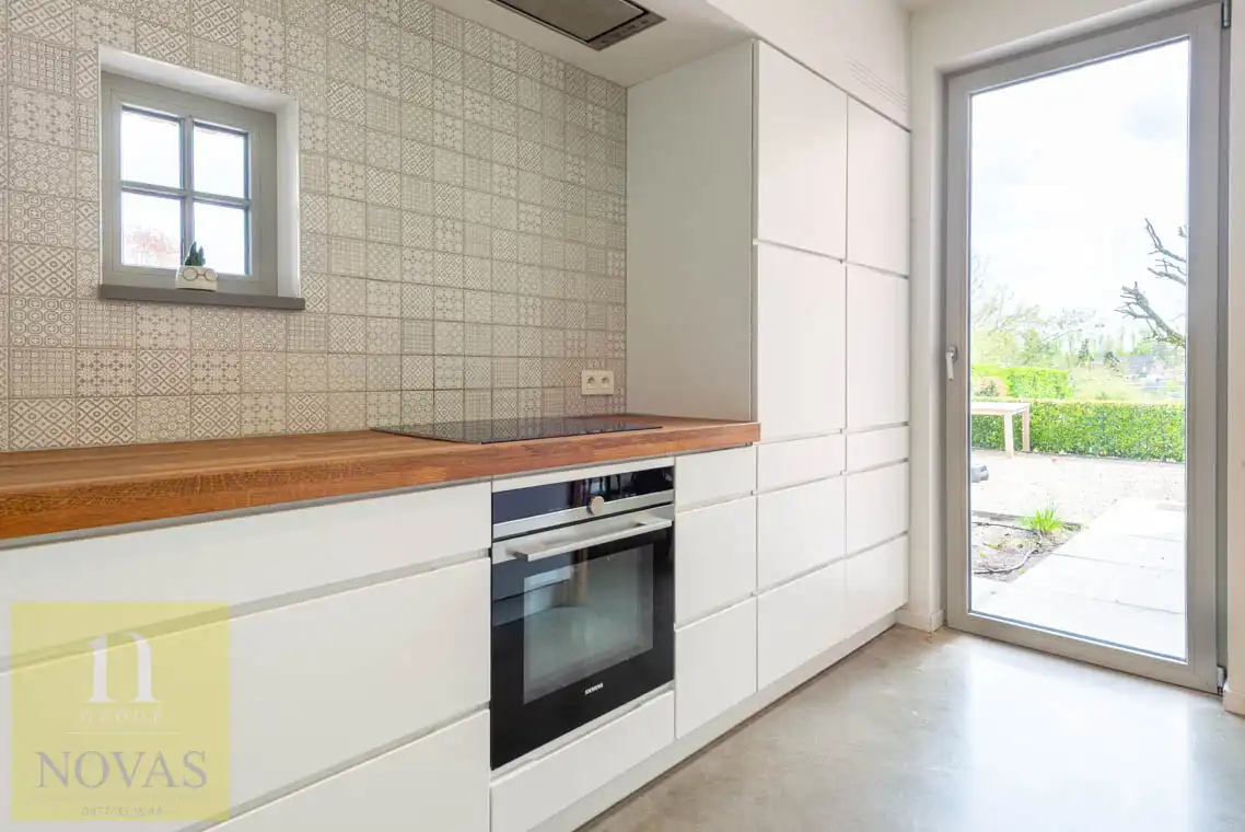 Prachtige woning, zonnepanelen, warmtepomp, thuisbatterij, 4 slaapkamers, bouwjaar 2015 foto 9