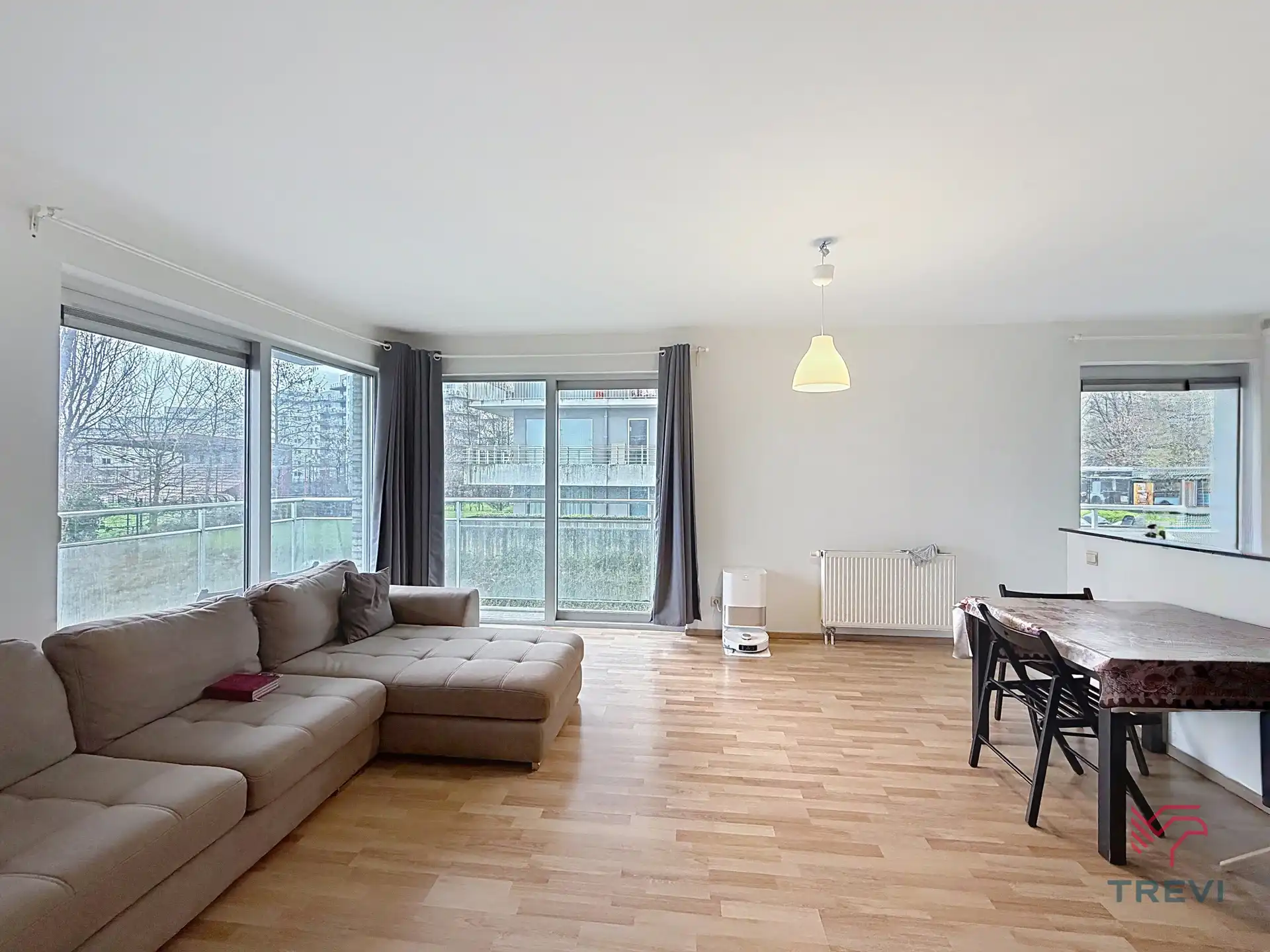 Appartement met 2 slaapkamers + parkeerplaats  foto 2