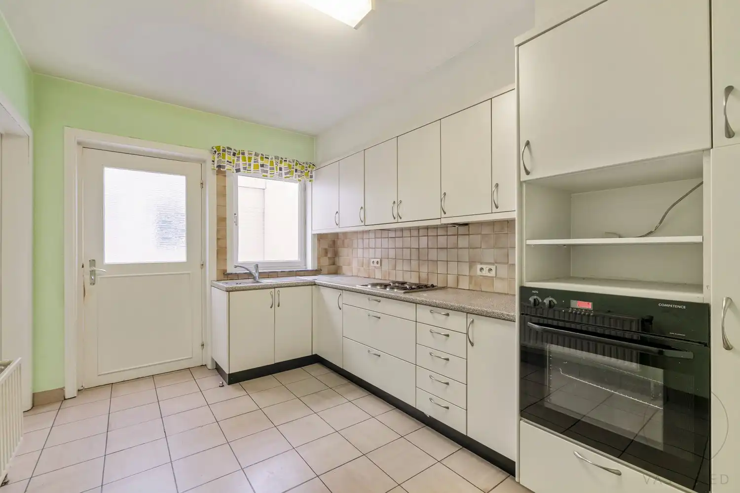 Woning met  bouwgrond te koop aan De Maten in Genk foto 20