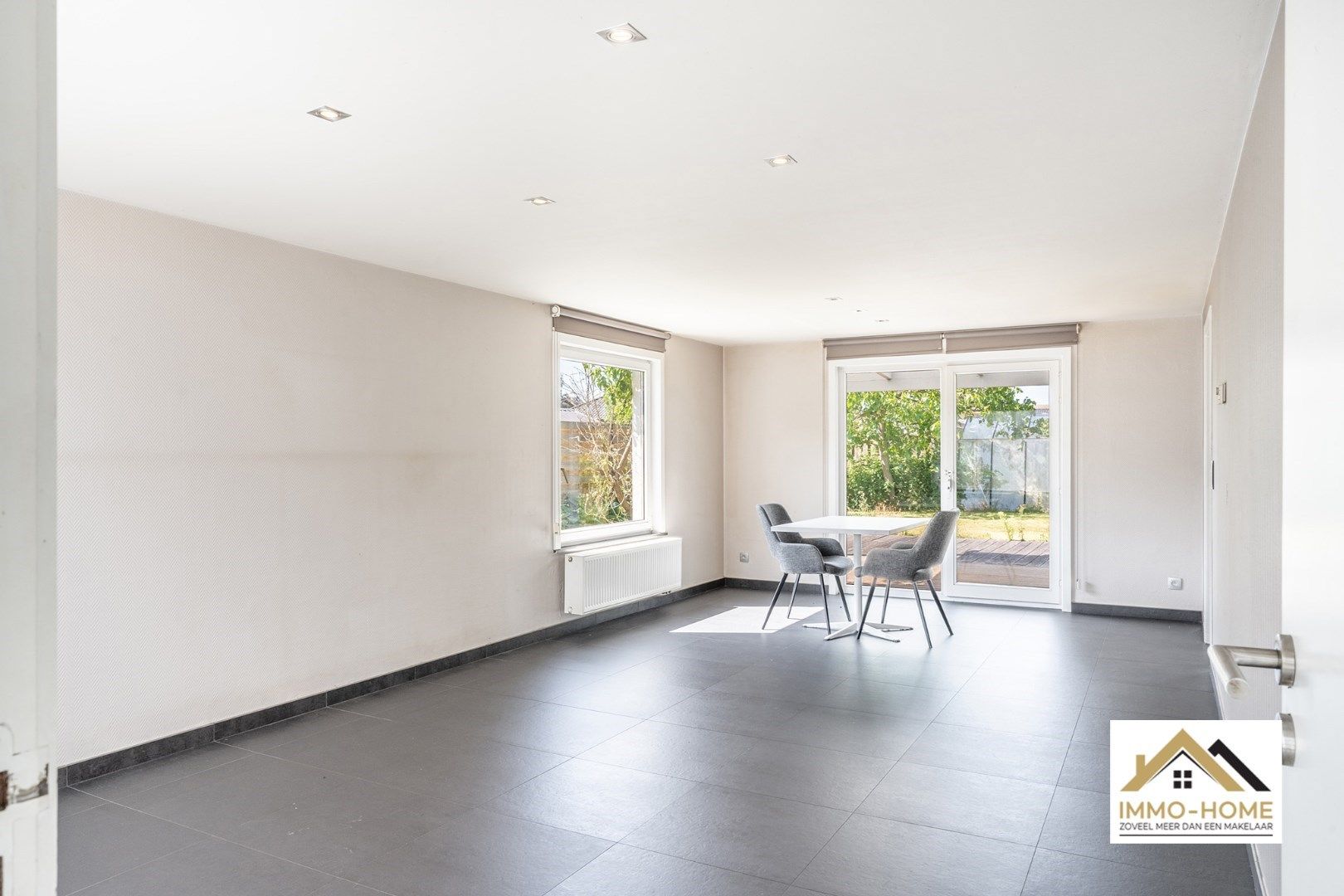 Mooie instapklare woning in rustige wijk te Evergem foto 8