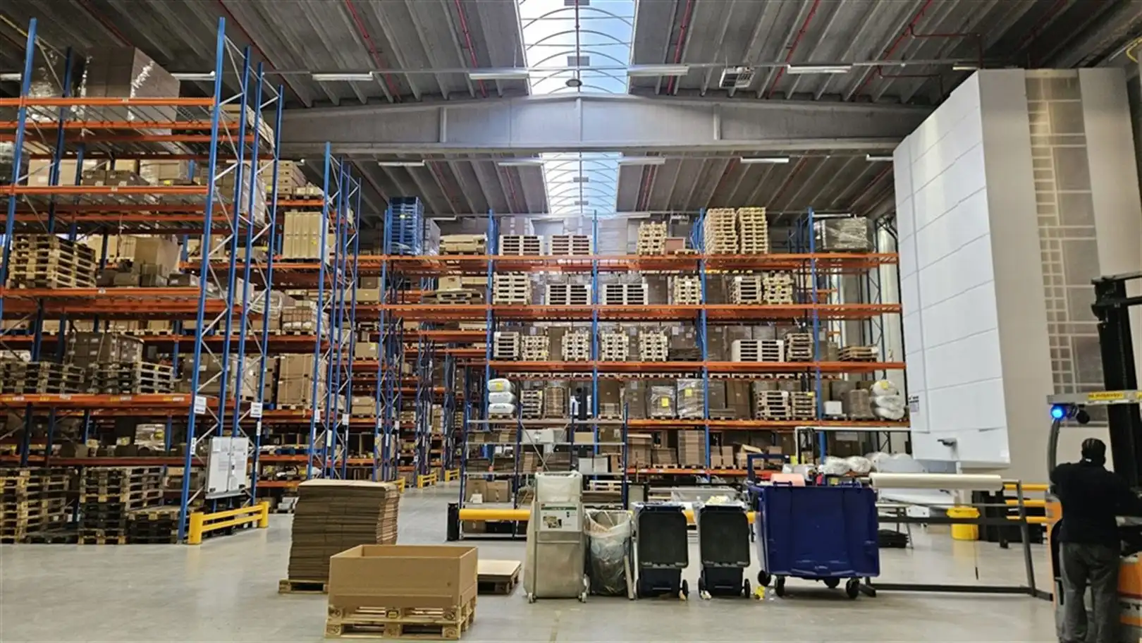 Logistiek met kantoren foto 14