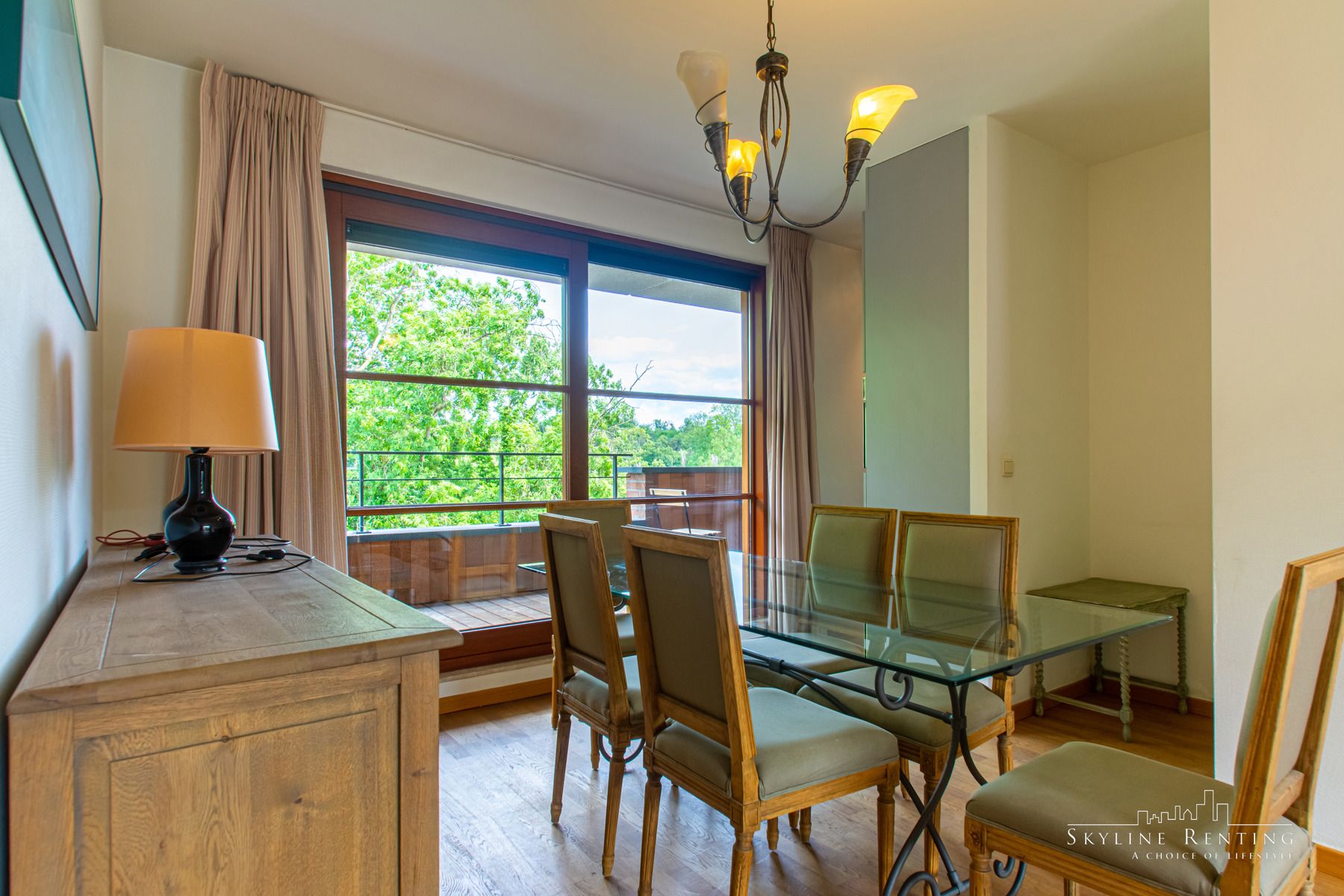 LICHTRIJK - Prachtig 2 SLPK gemeubeld app. (2 terrassen) foto 3