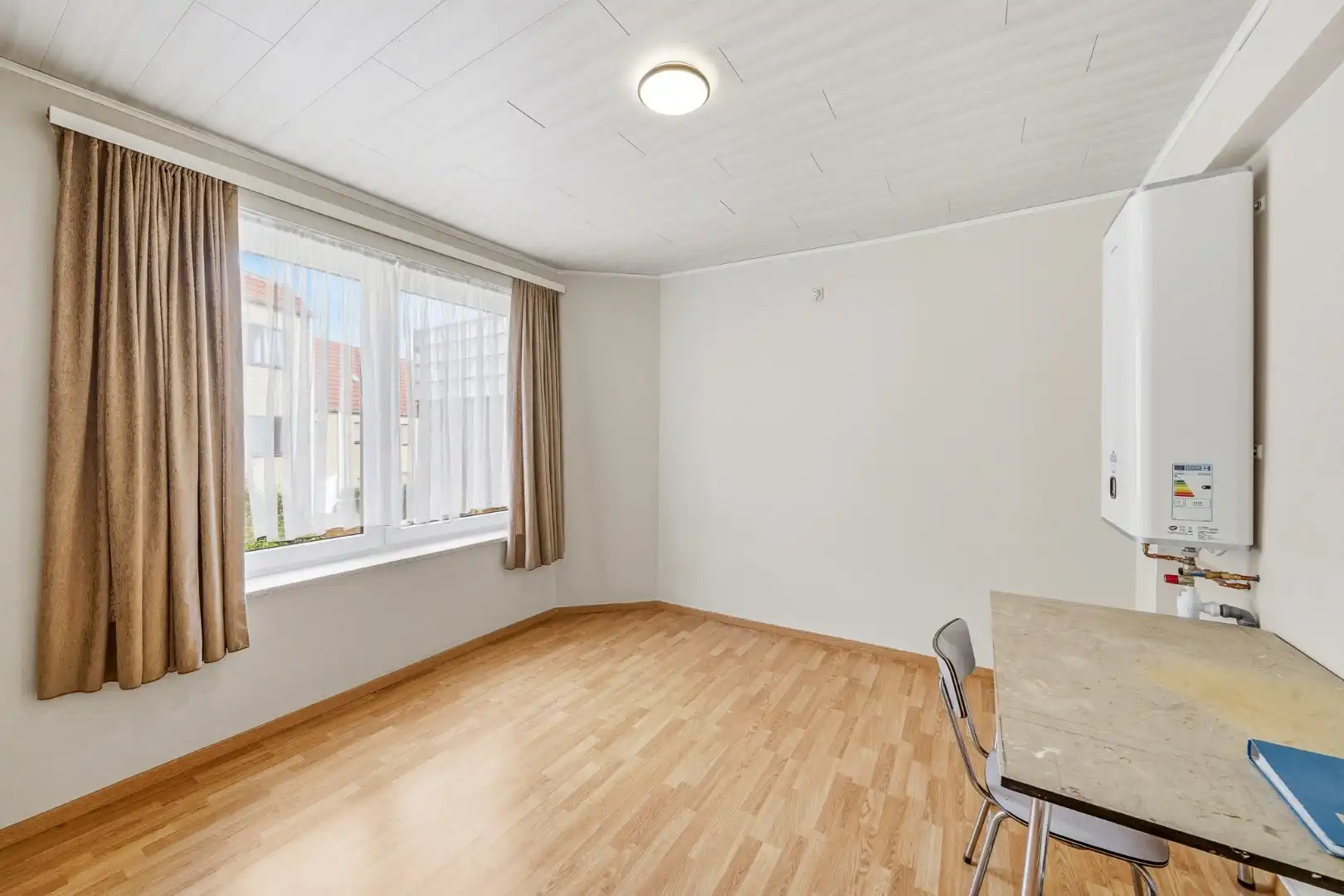 Instapklaar appartement met 2 slaapkamers te Oostende foto 13