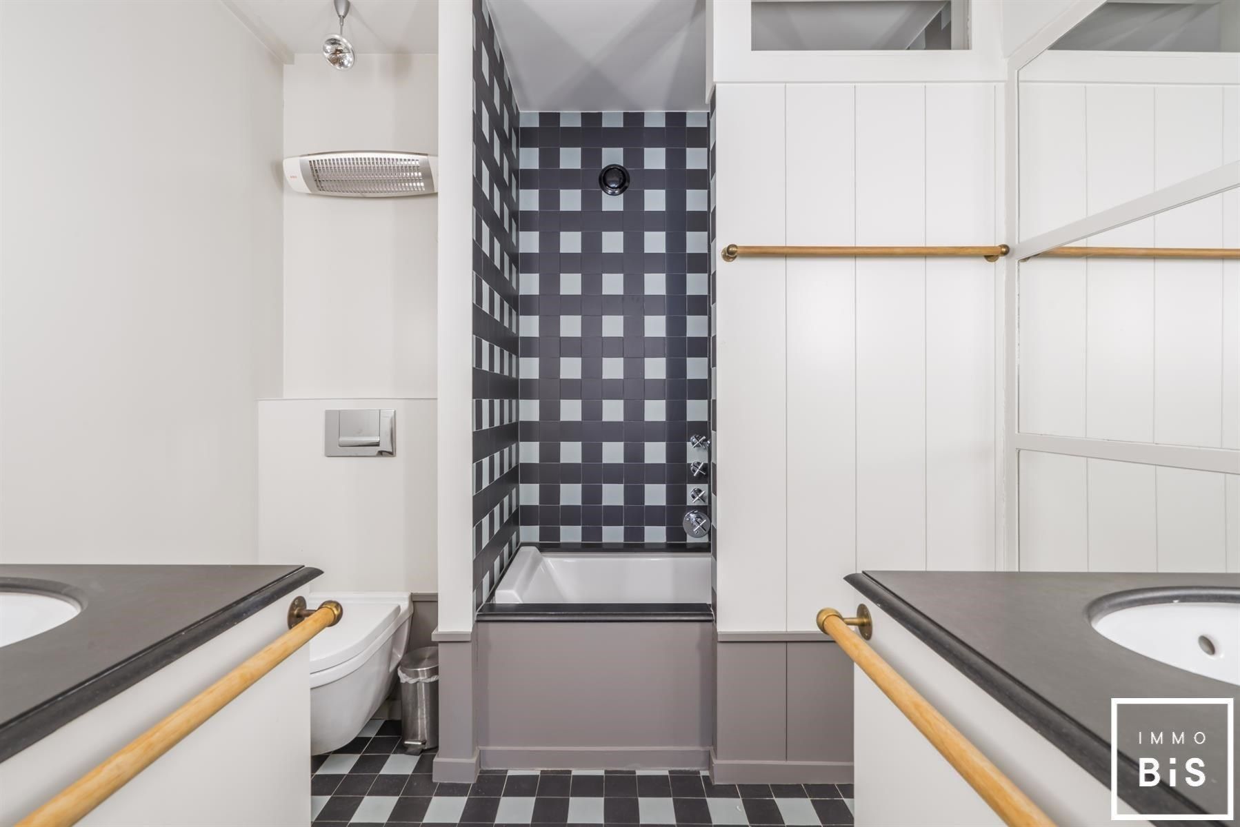 Mooi gemeubeld 3 slaapkamer appartement gelegen op een boogscheut van de Zeedijk in het Zoute foto 7