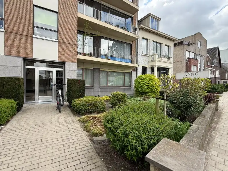 Ruim 2-slaapkamerappartement met garage nabij De Sterre foto 13