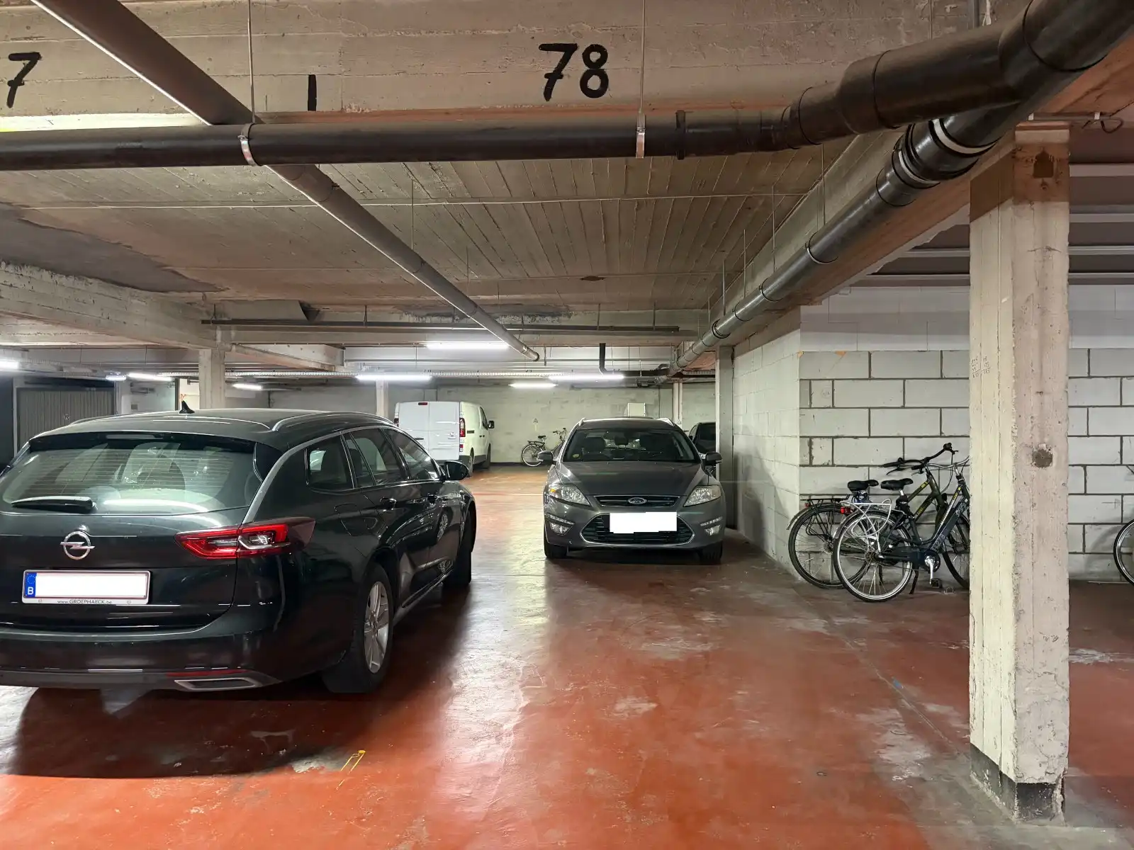 Appartement met autostaanplaats te Gent foto 14