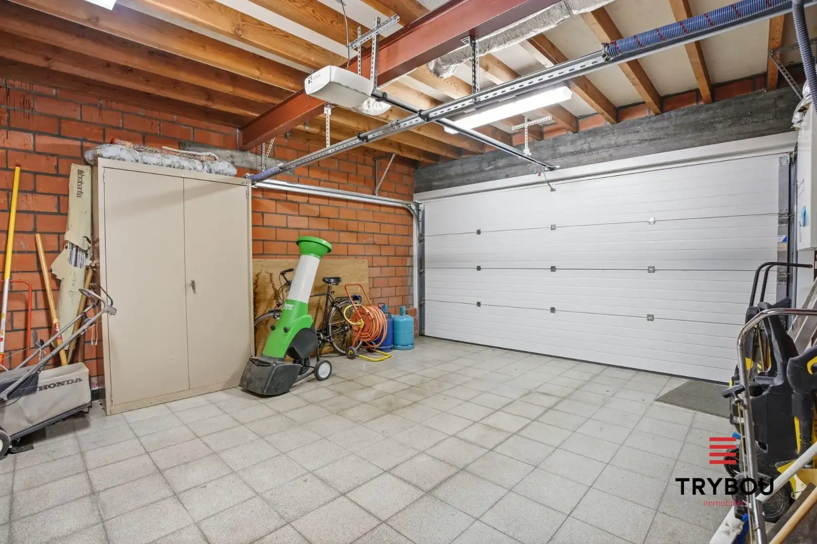 Alleenstaande woning met handelsruimte!  foto 22