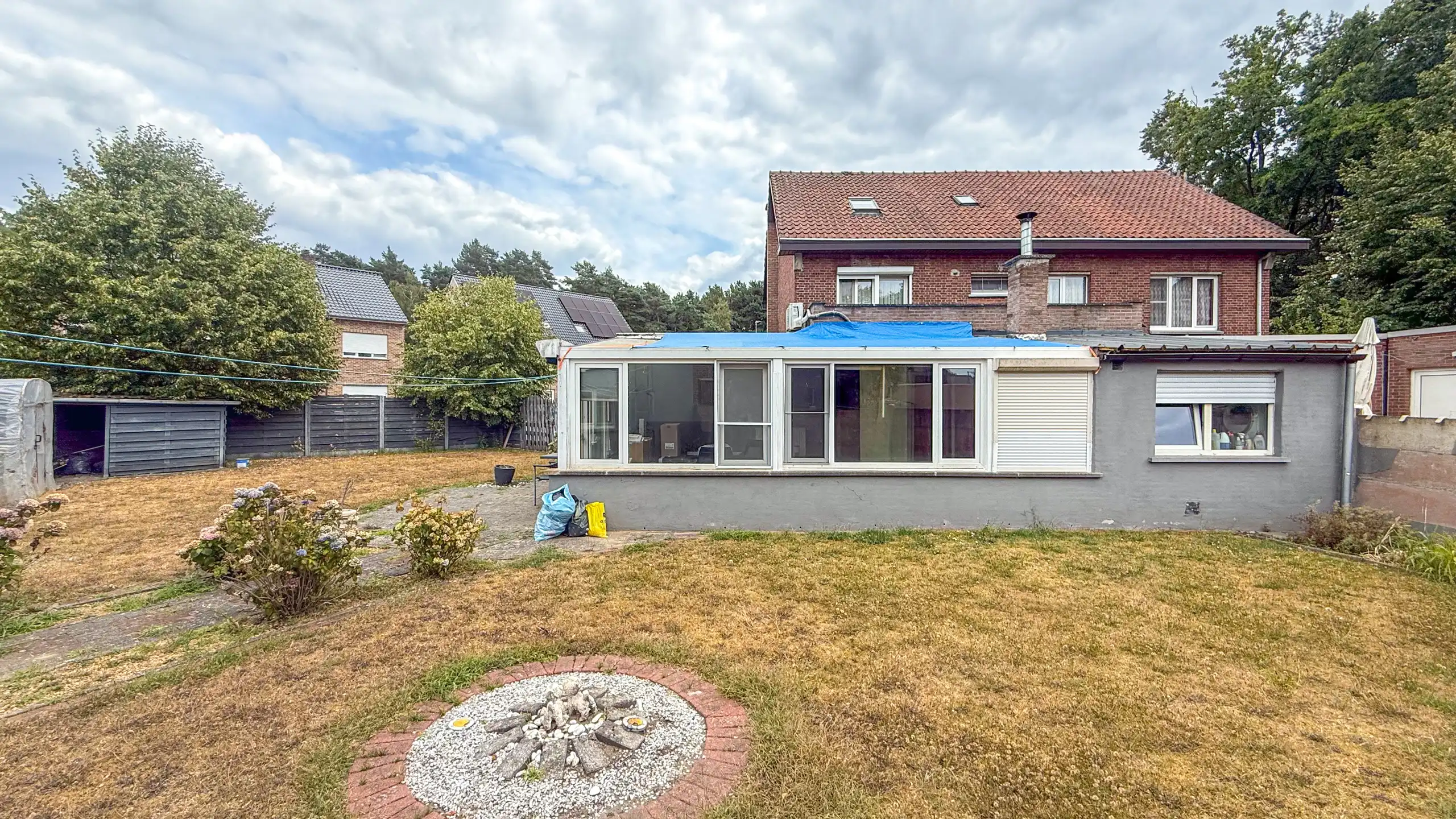 Halfopen woning met tuin, garage en 3 slaapkamers foto 41