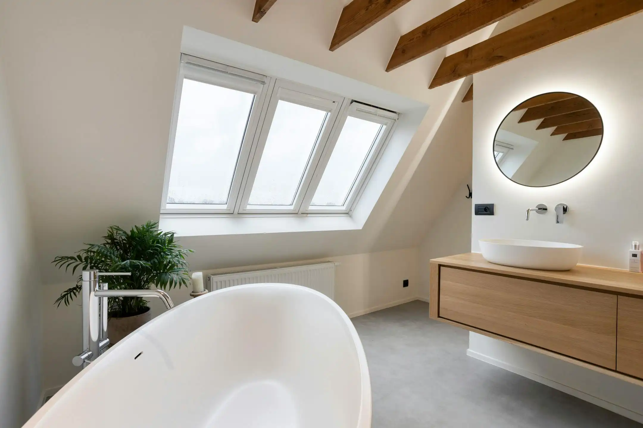 Ruim huis met 5 slaapkamers en 1.100m² grond te Sijsele foto 16