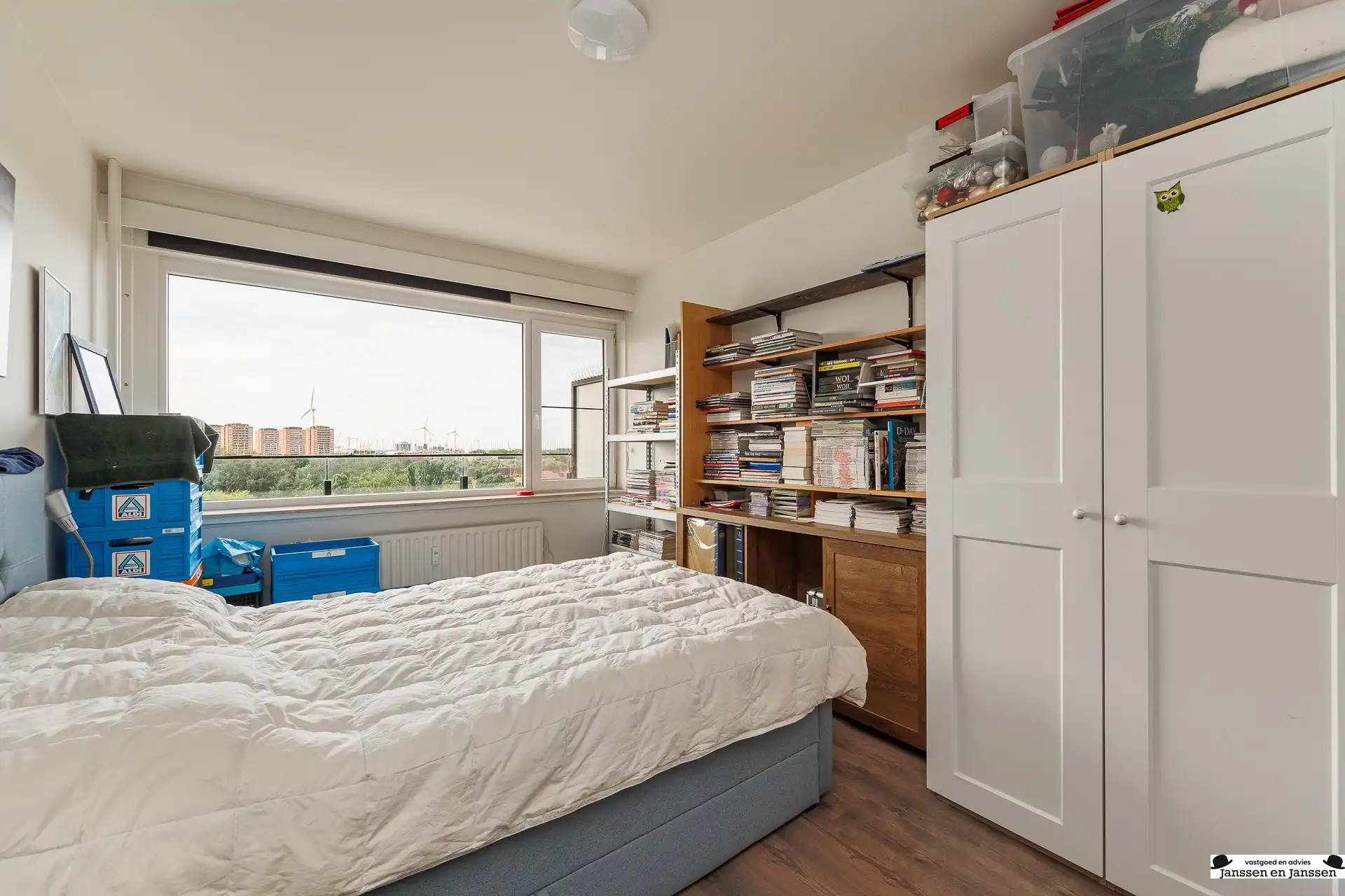 Bemeubeld 2-slaapkamerappartement met prachtig uitzicht! foto 8