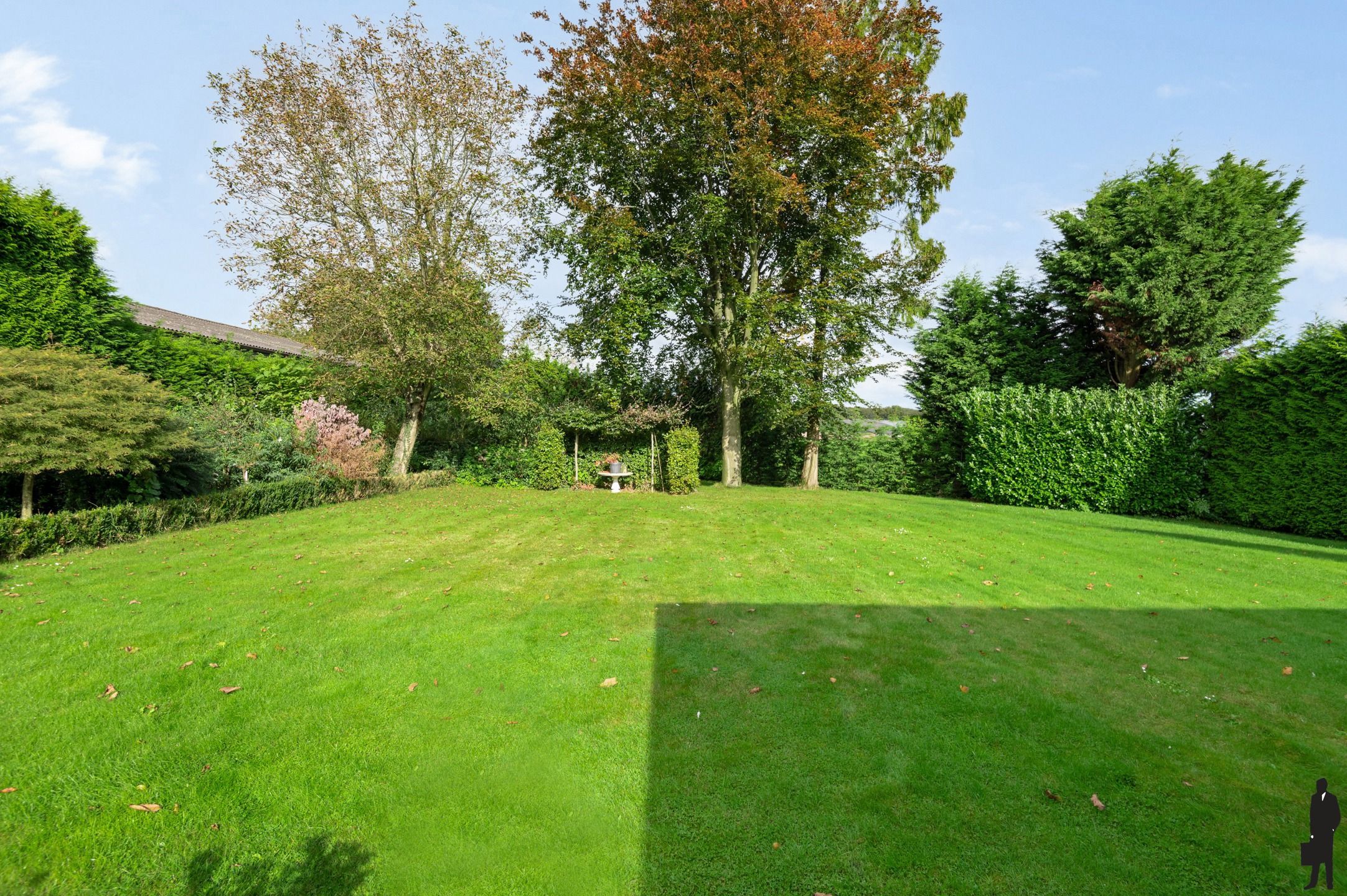 Uitzonderlijk eigendom op ca. 2,3 hectare grond. foto 21