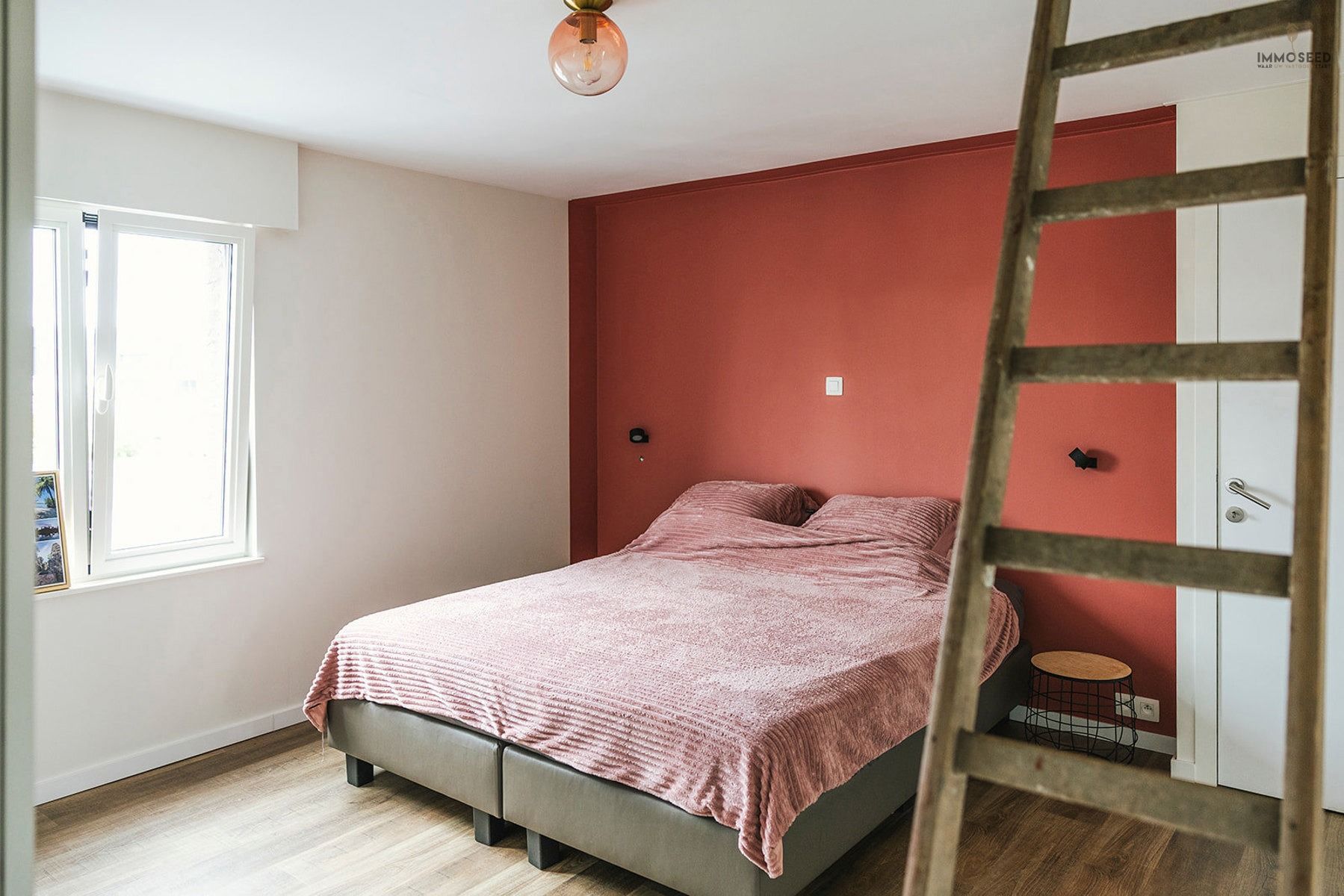 Instapklare, volledig opgefriste gezinswoning foto 8