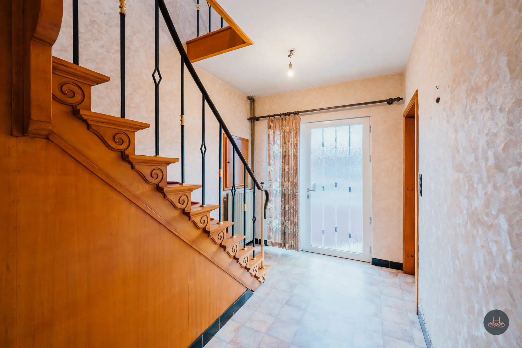 Uitstekend onderhouden woning met veel potentieel foto 3