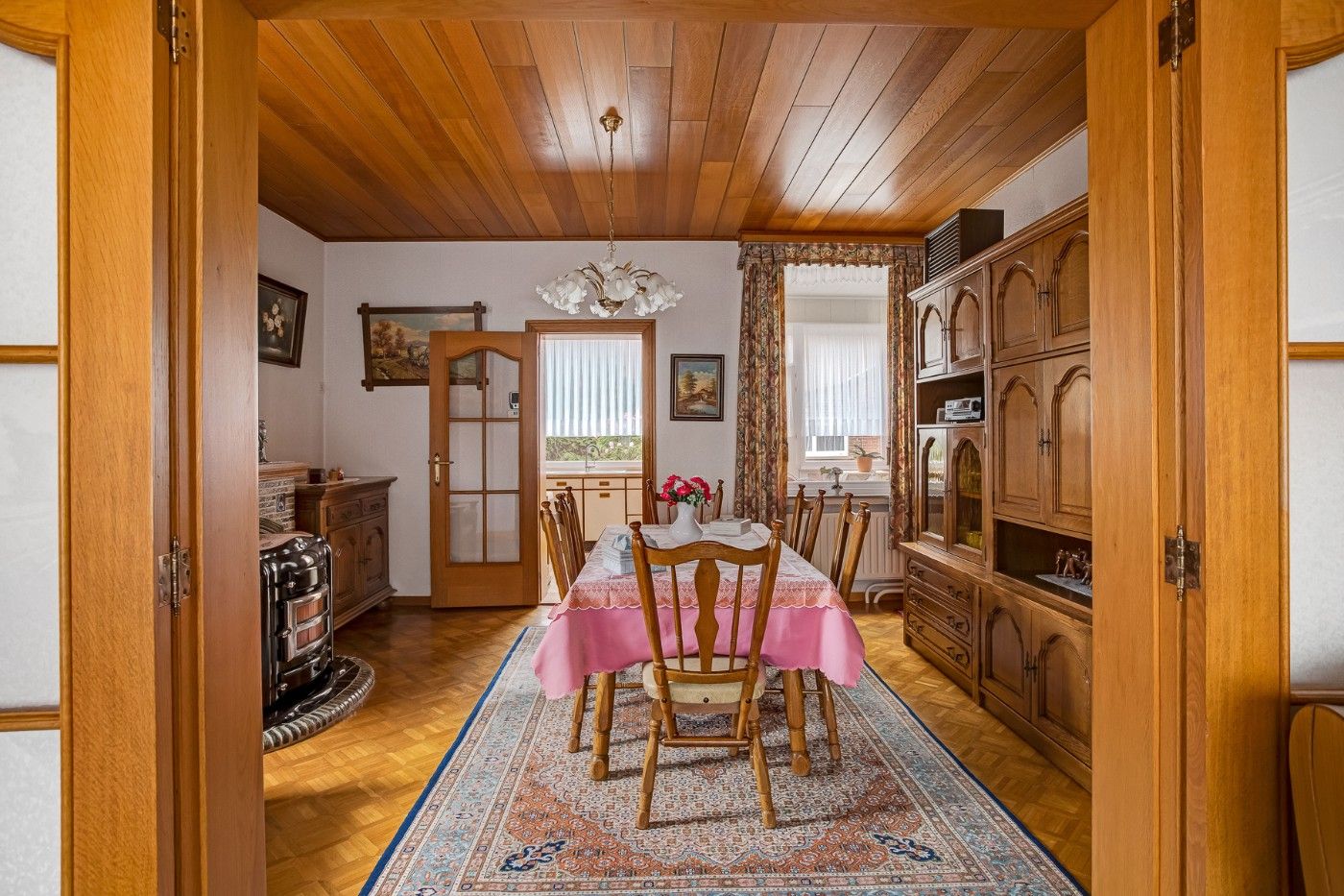 Te renoveren, halfopen bebouwing met 3 slpk, gezellige tuin en garage foto 9