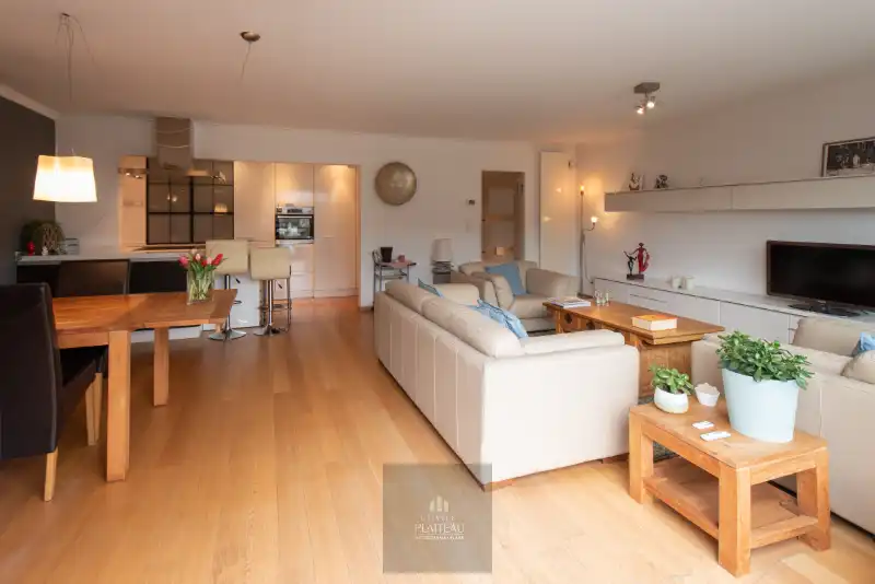 Prachtig appartement met 3 slpk en grote terrassen, zeer centraal gelegen te Nieuwpoort-Stad op slechts 150m van de markt. foto 28