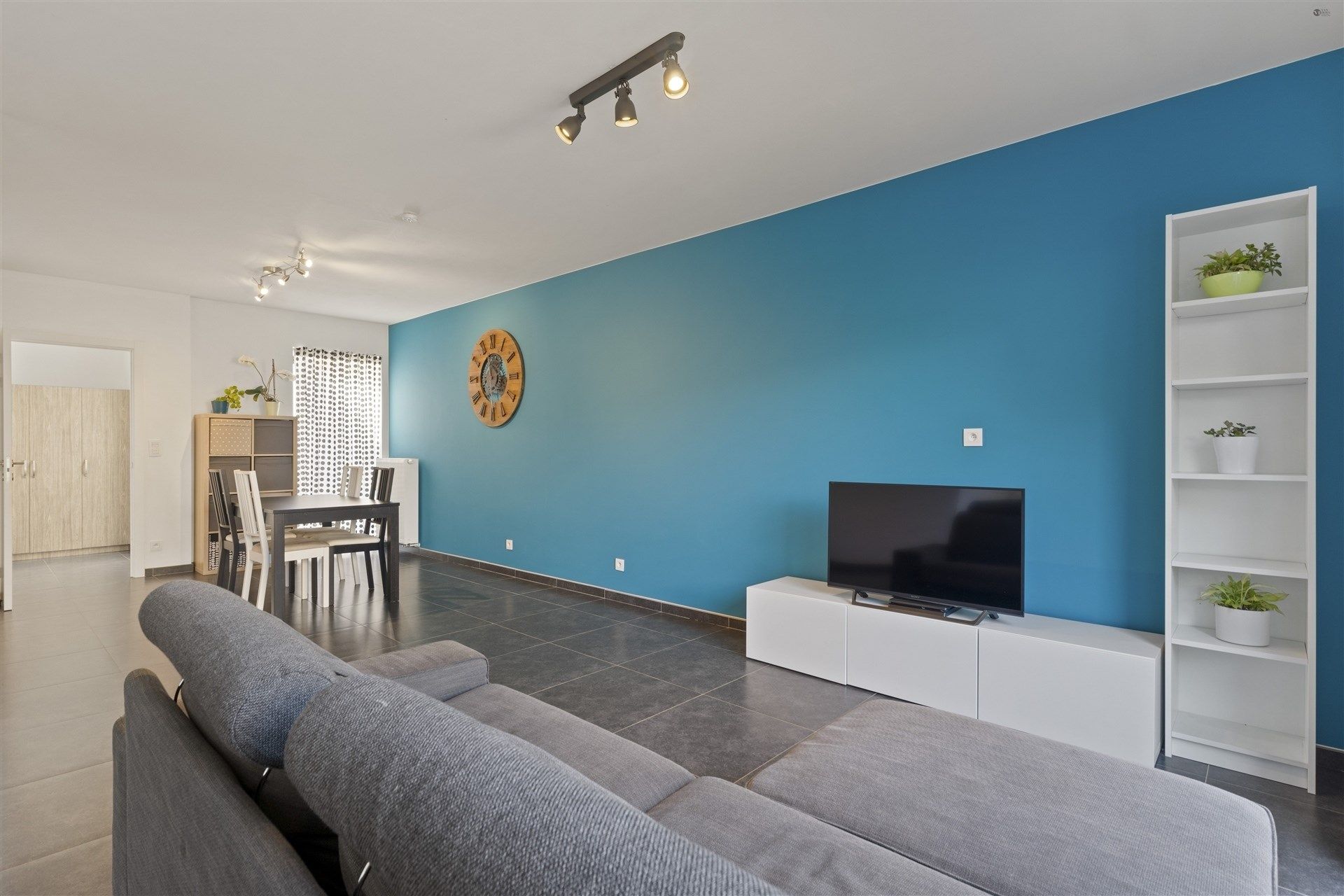 Recente bebouwing met 3 slaapkamers foto 5