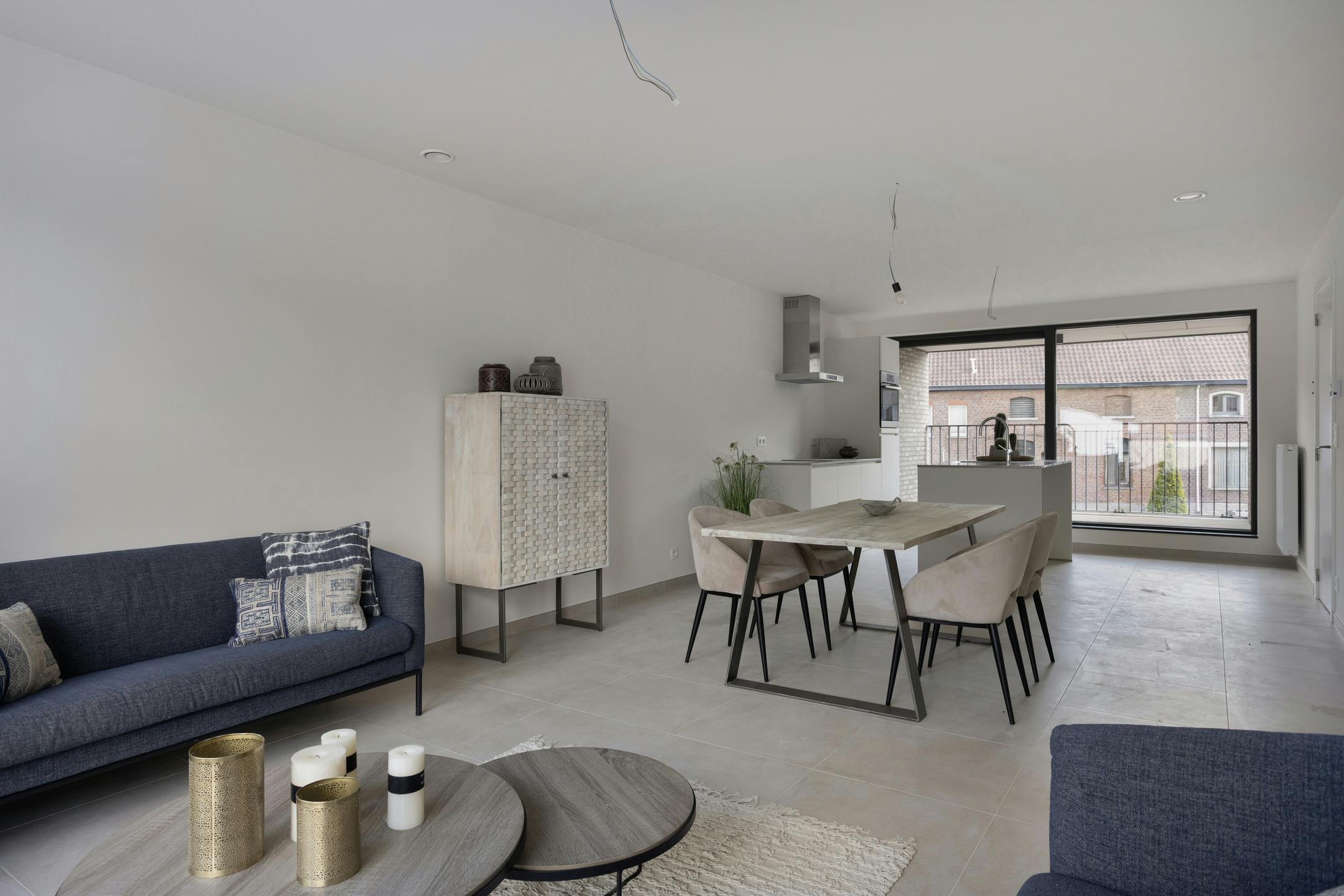 INSTAPKLAAR BEN-APPARTEMENT IN BAZEL MET 3 SLAAPK. + TERRAS foto 4