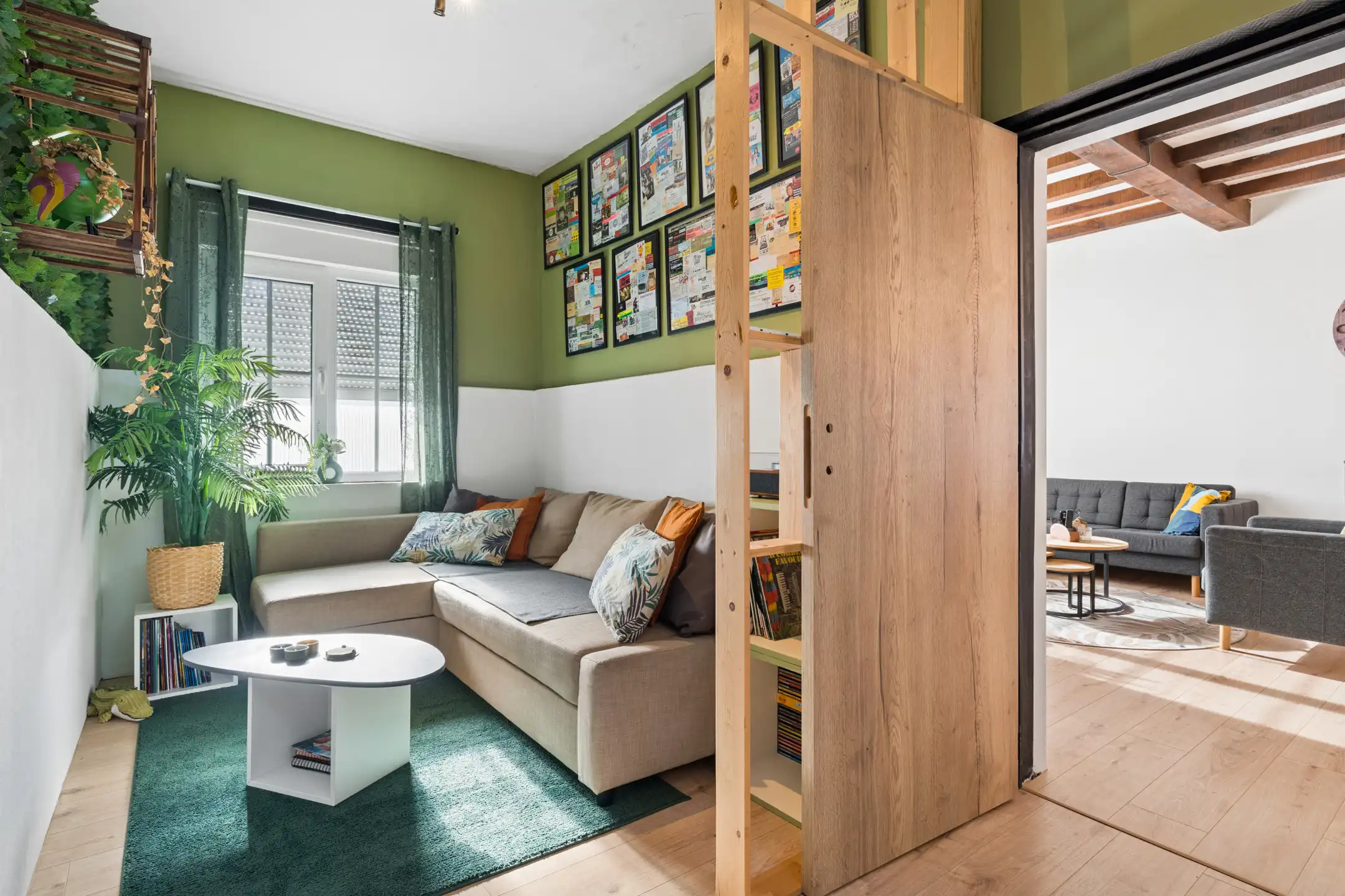 Instapklare, gerenoveerde gezinswoning met 3 slaapkamers foto 8