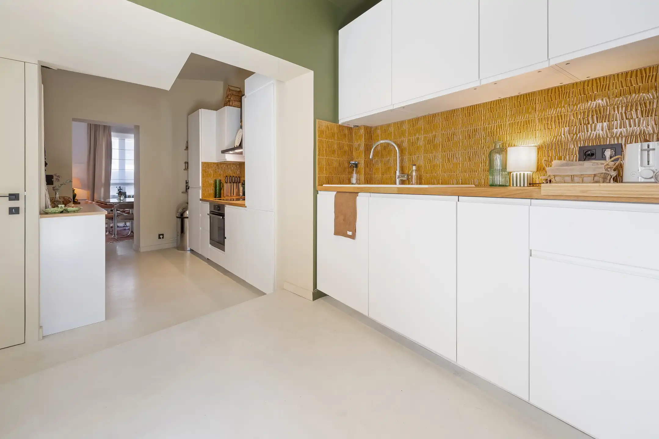 Mooi, volledig gerenoveerd huis - 4 slaapkamers foto 8