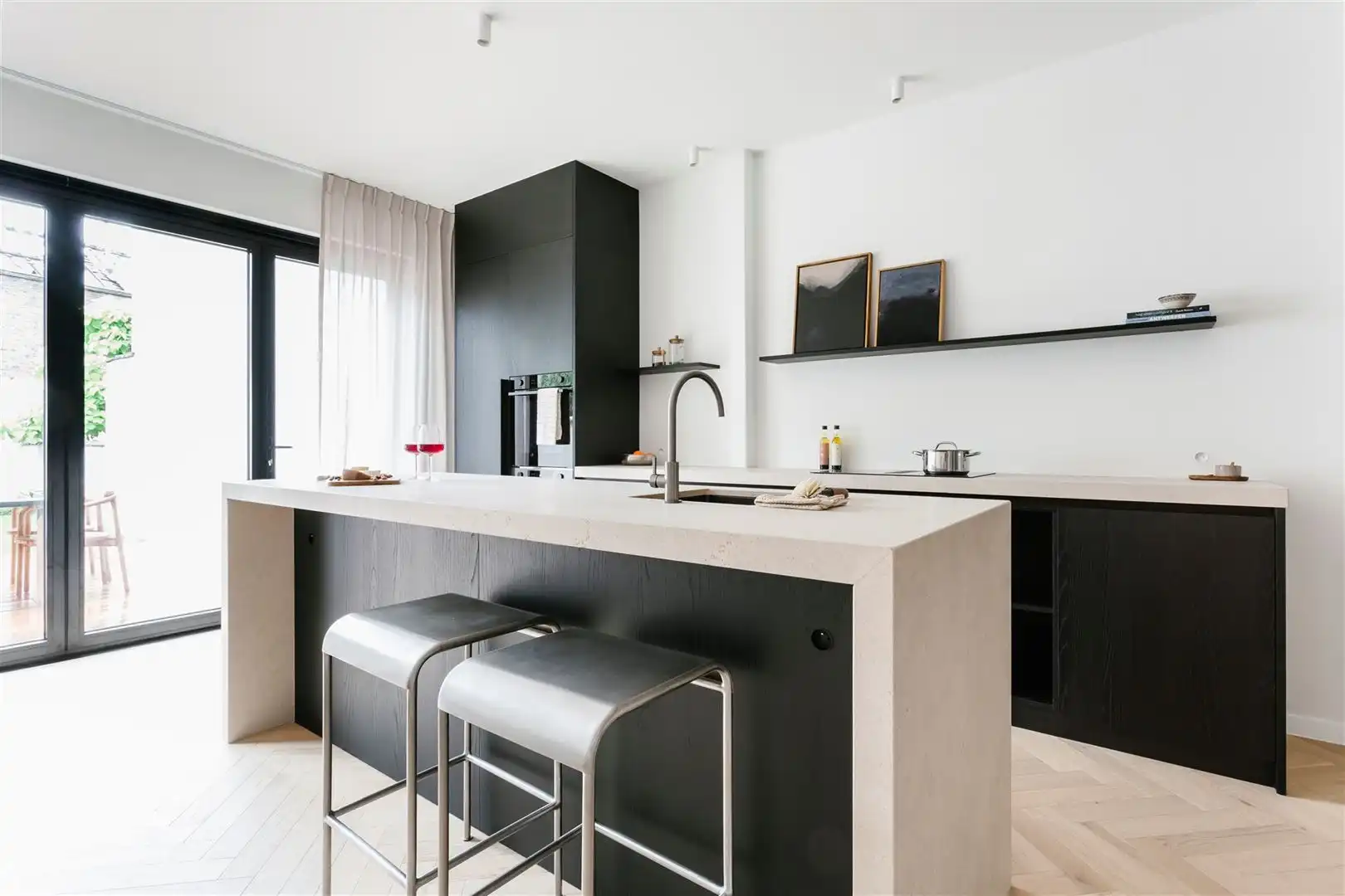 Luxueuze gerenoveerde herenwoning op toplocatie foto 12