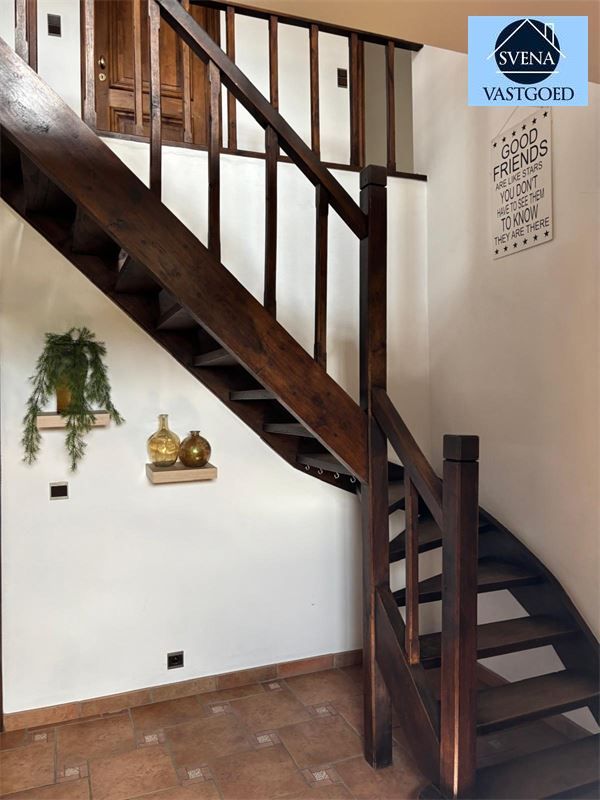 MOOIE RUIME VILLA MET SLAAPKAMERS EN TUIN  foto 7
