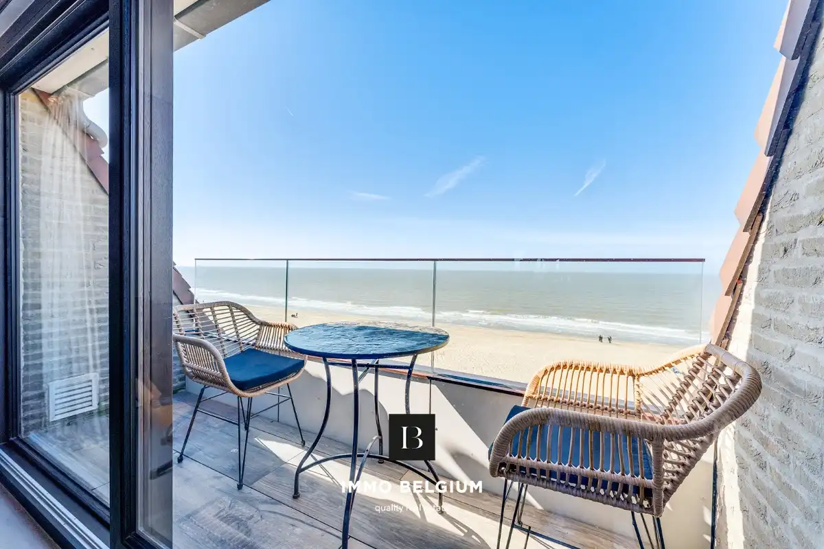 Ruim (172m²) dakappartement op de zeedijk met luxe afwerking foto 5