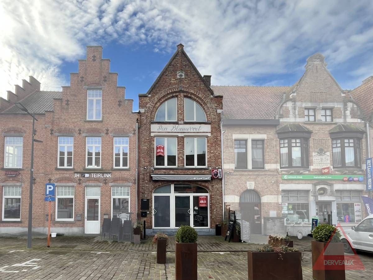 Moorslede – Café “Den Blauwvoet” met duplexappartement foto {{pictureIndex}}