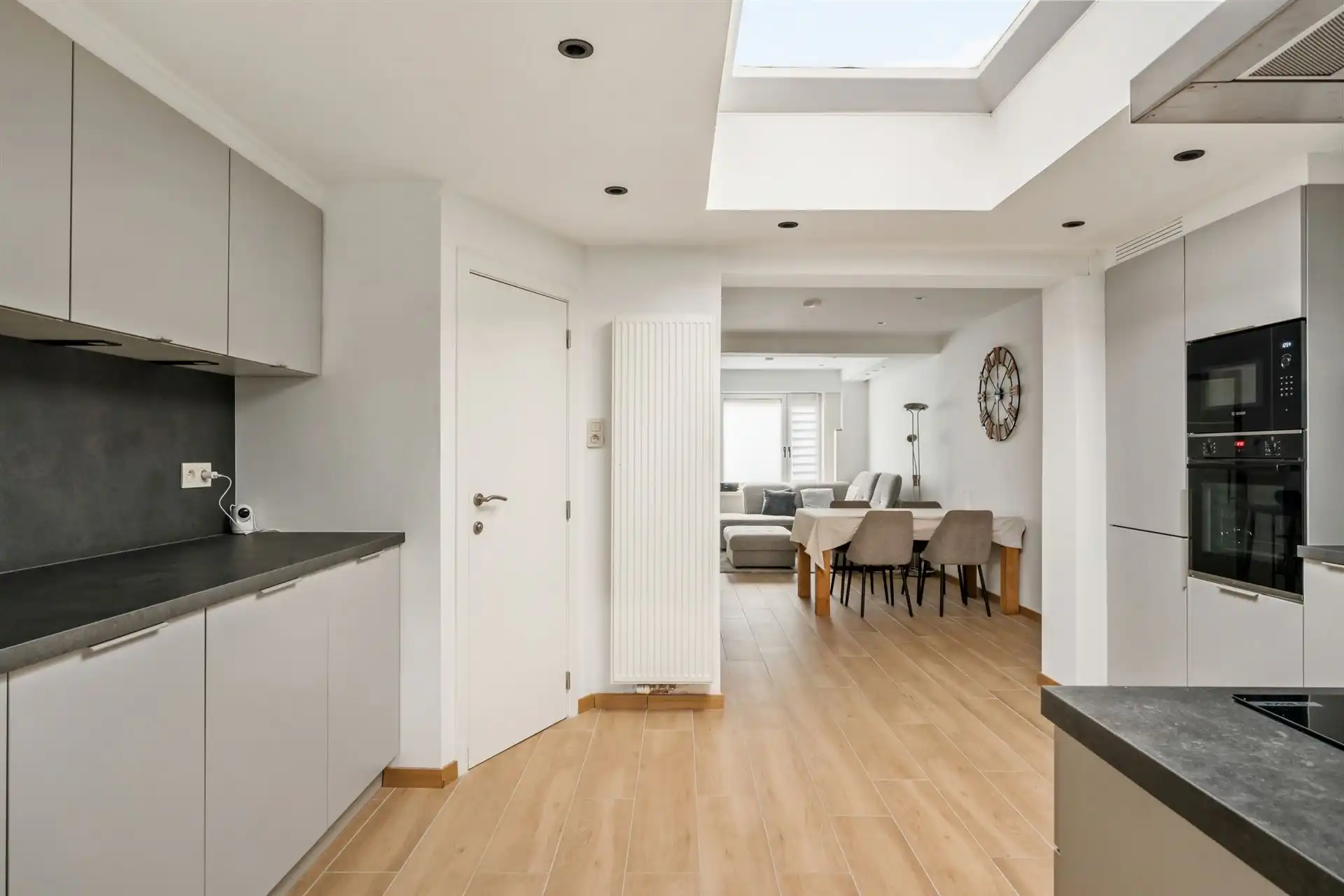 TOPPER! Rustig gelegen gerenoveerde woning met 3 slpk&tuin foto 8