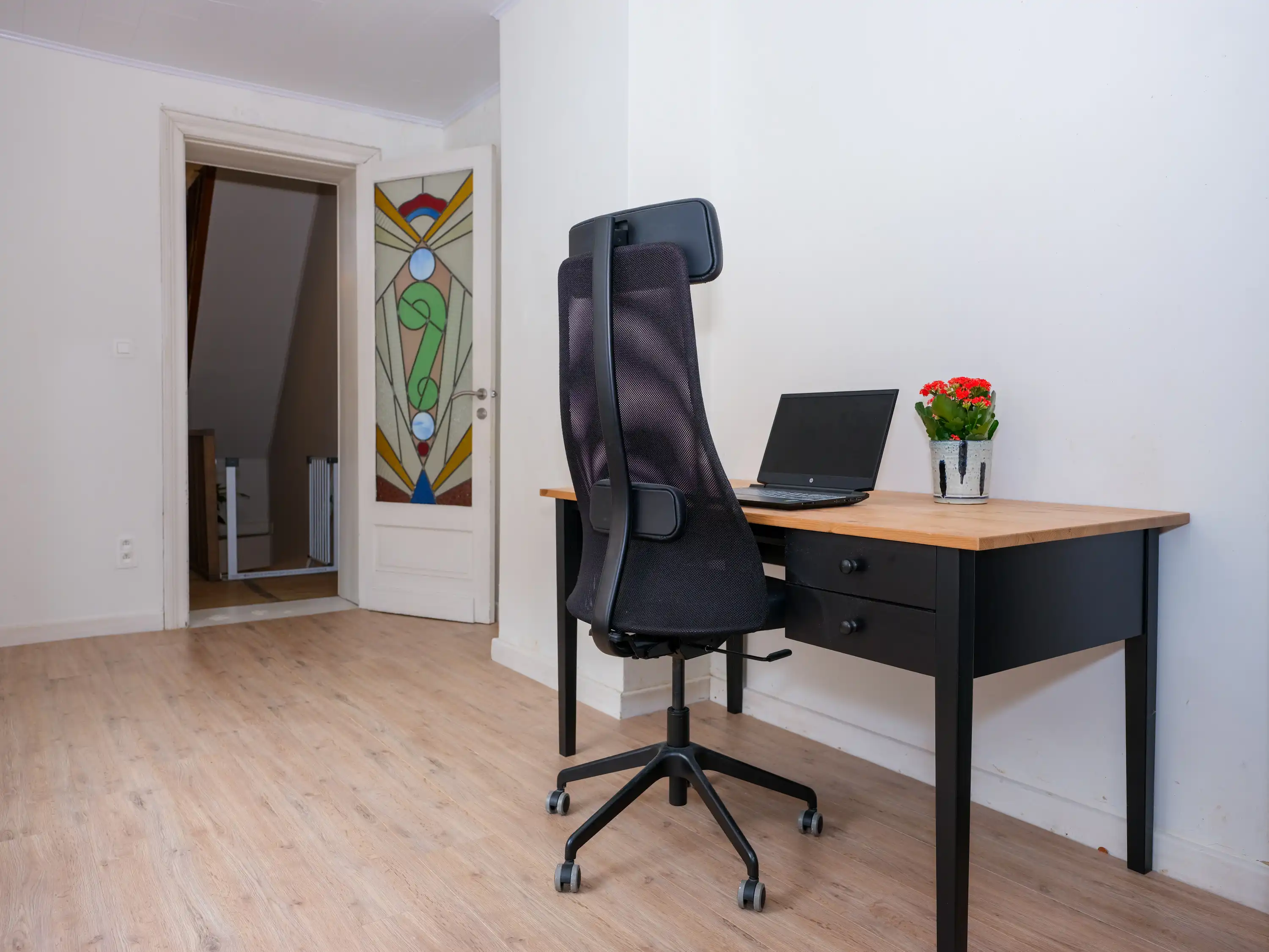 Ruime instapklare woning centrum Izegem foto 7
