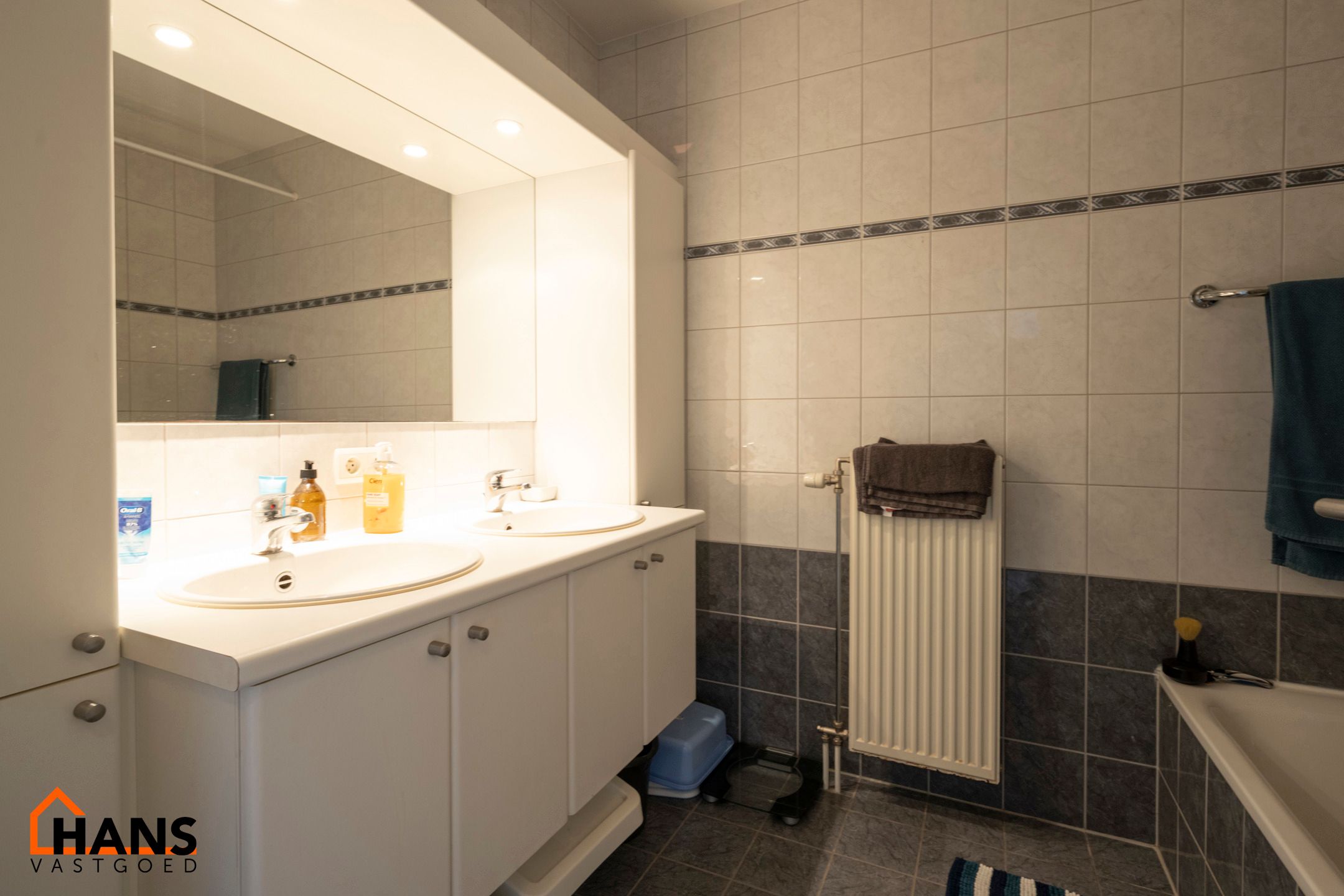 Appartement met garage. foto 8