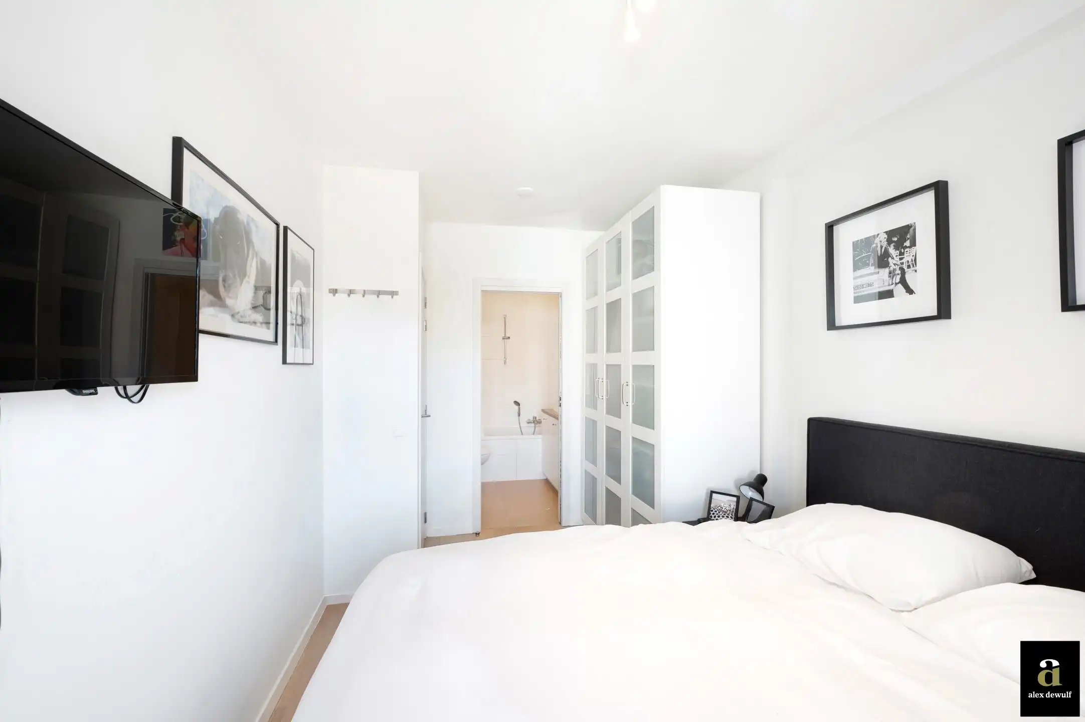 Centraal gelegen appartement in zeer goede staat [Lippenslaan]. foto 15
