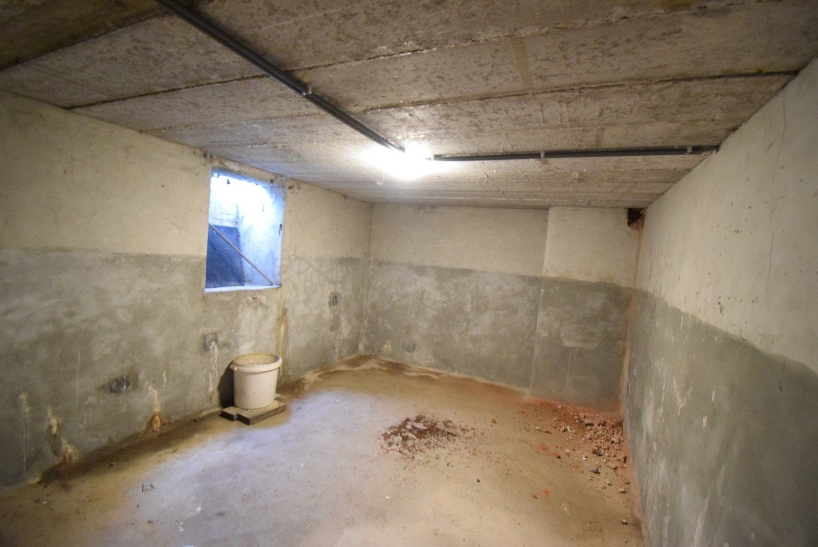 VOLLEDIG GERENOVEERD APPARTEMENT MET GARAGE foto 12