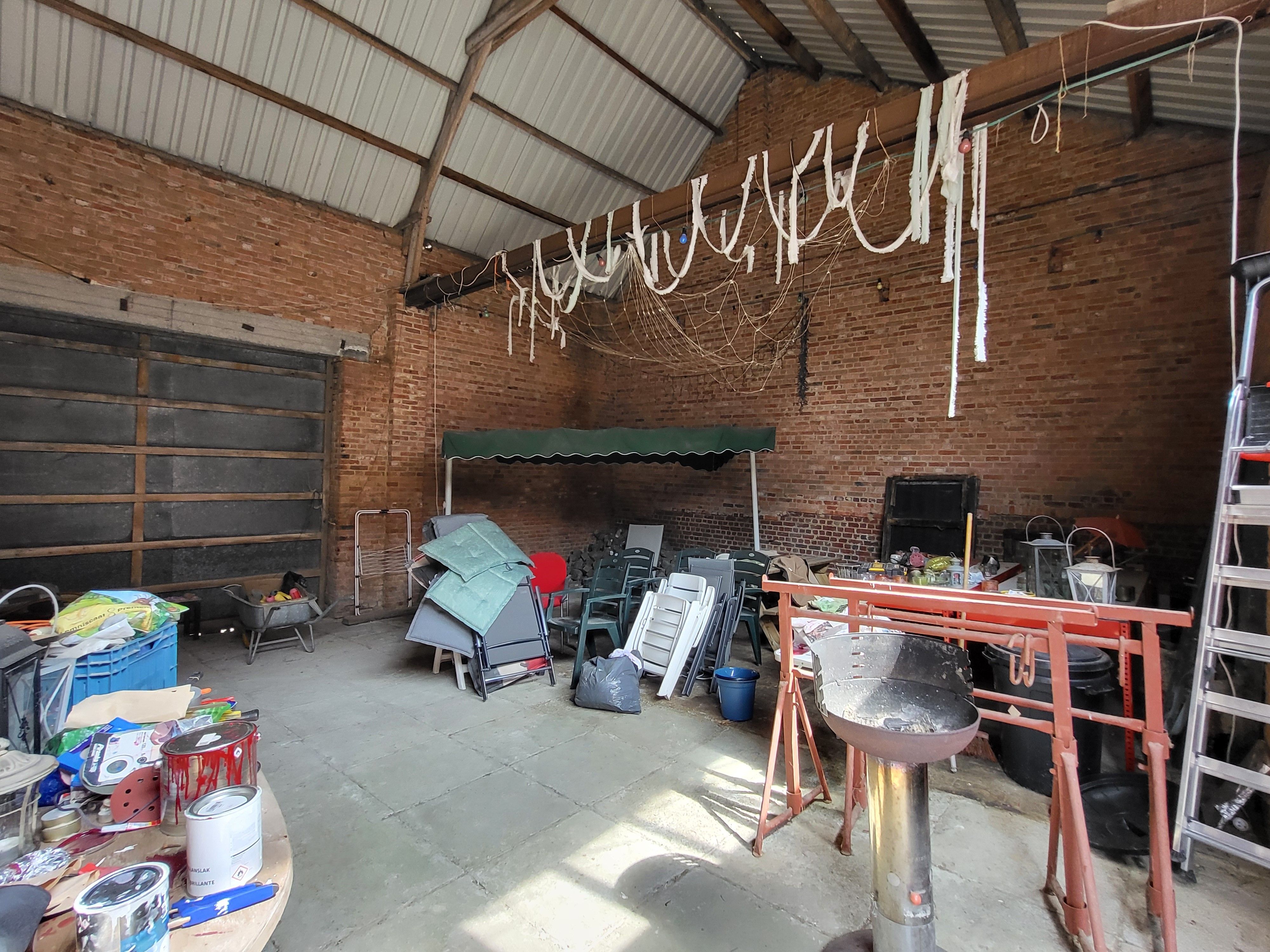 Prachtig burgerwoning/ hoeve op 1246m² met stallingen en aanpalend bouwgrond.  foto 29