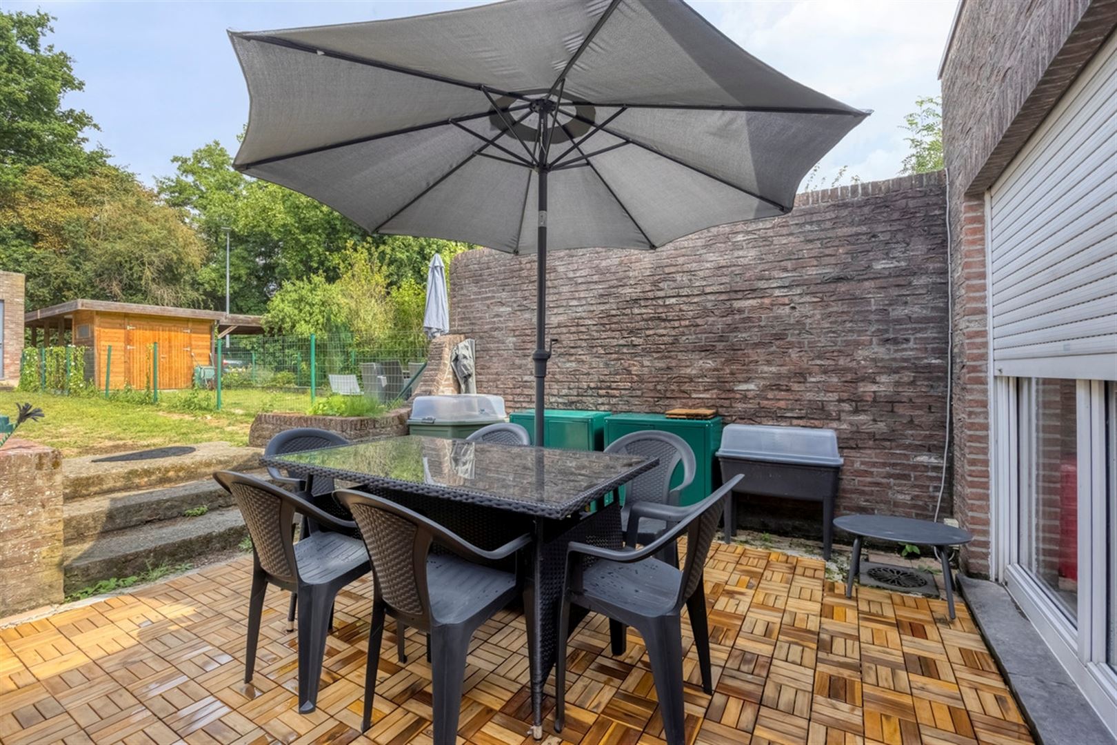 Ruime rijwoning met garage foto 22
