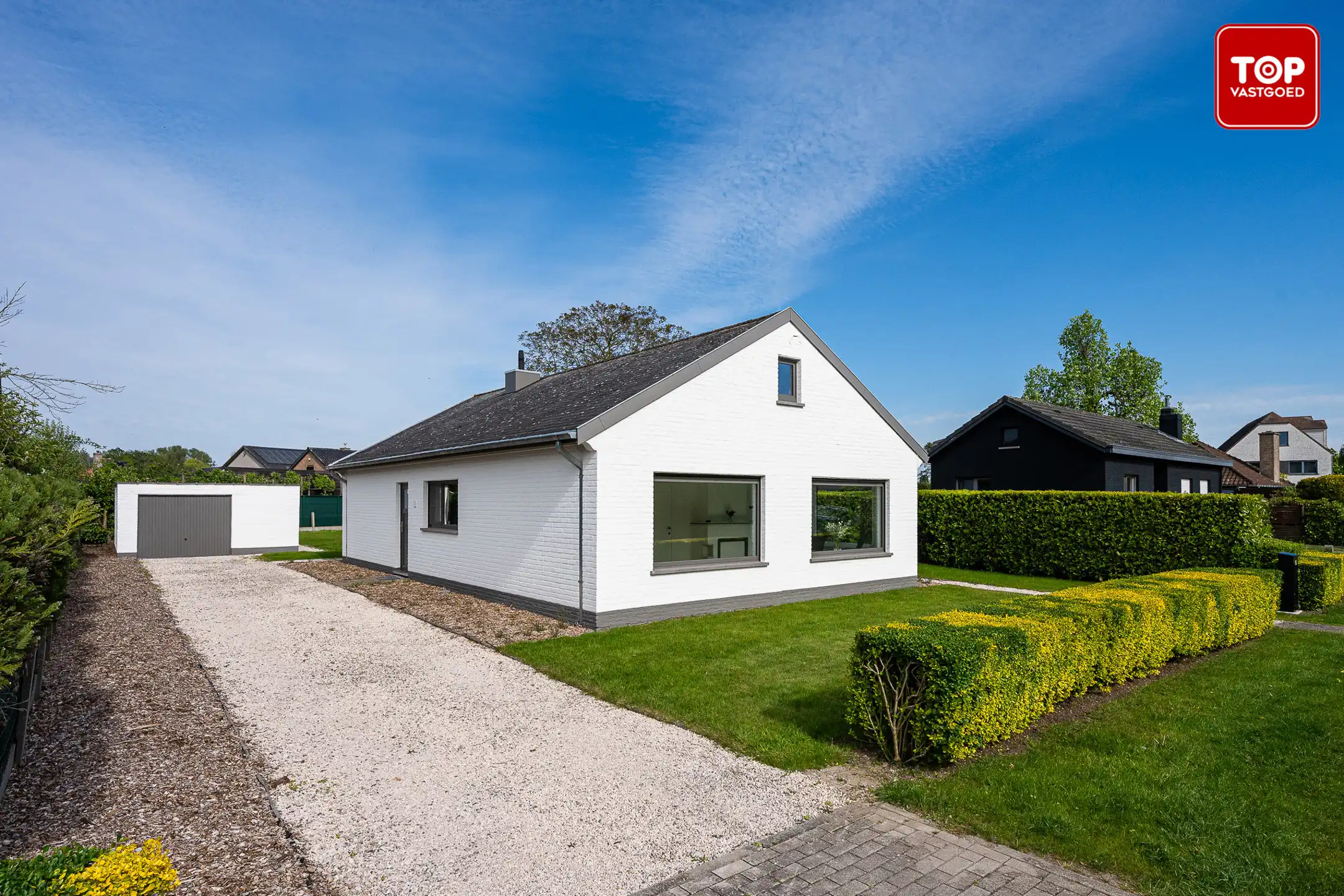 Instapklare open bebouwing met mooie tuin en gelijkvloers karakter.  foto 2