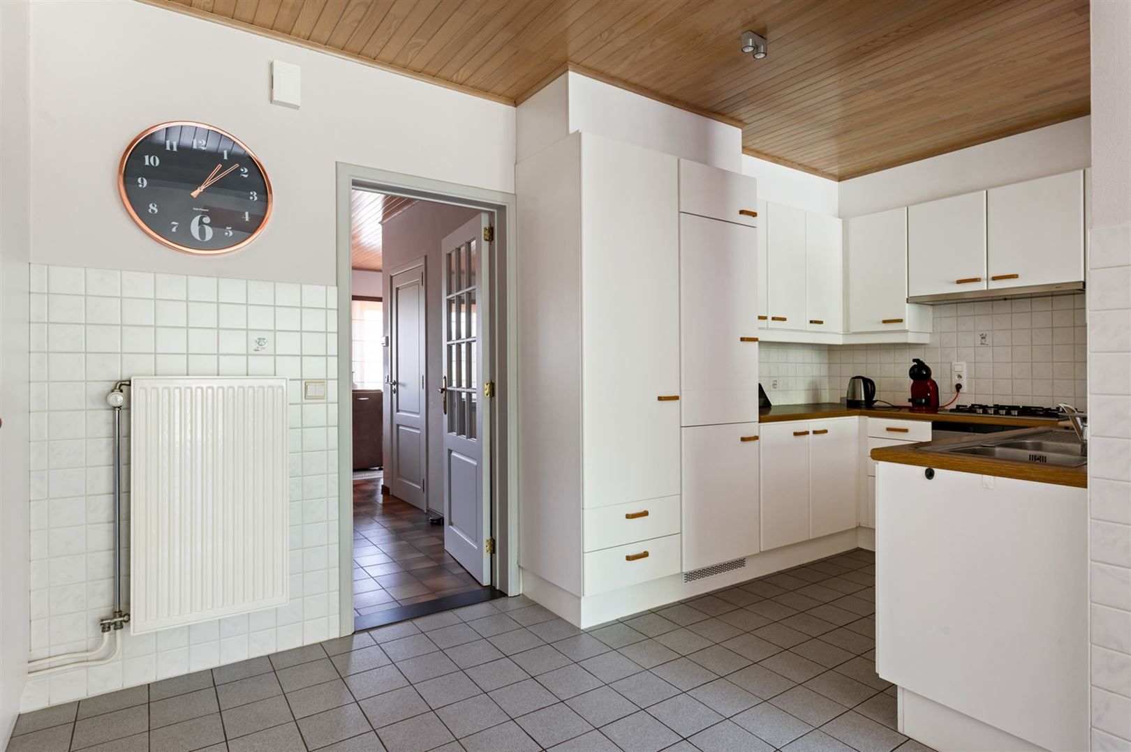 Perfect onderhouden halfopen woning met zonnige tuin. foto 7
