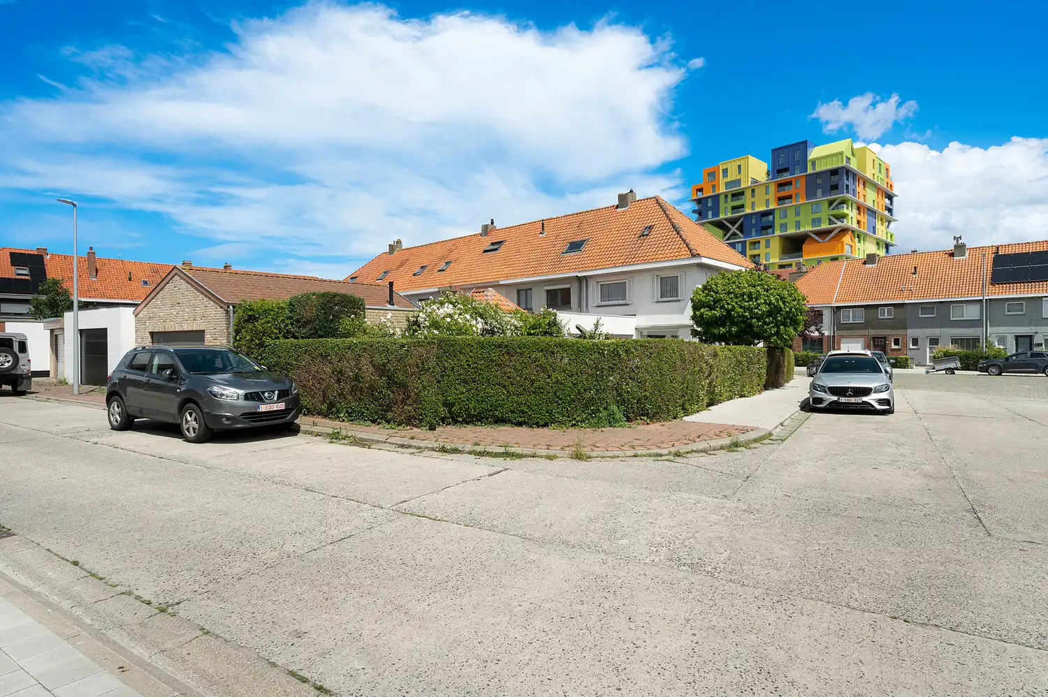 Hoekwoning met garage en zonnige tuin in het centrum van Heist foto 9